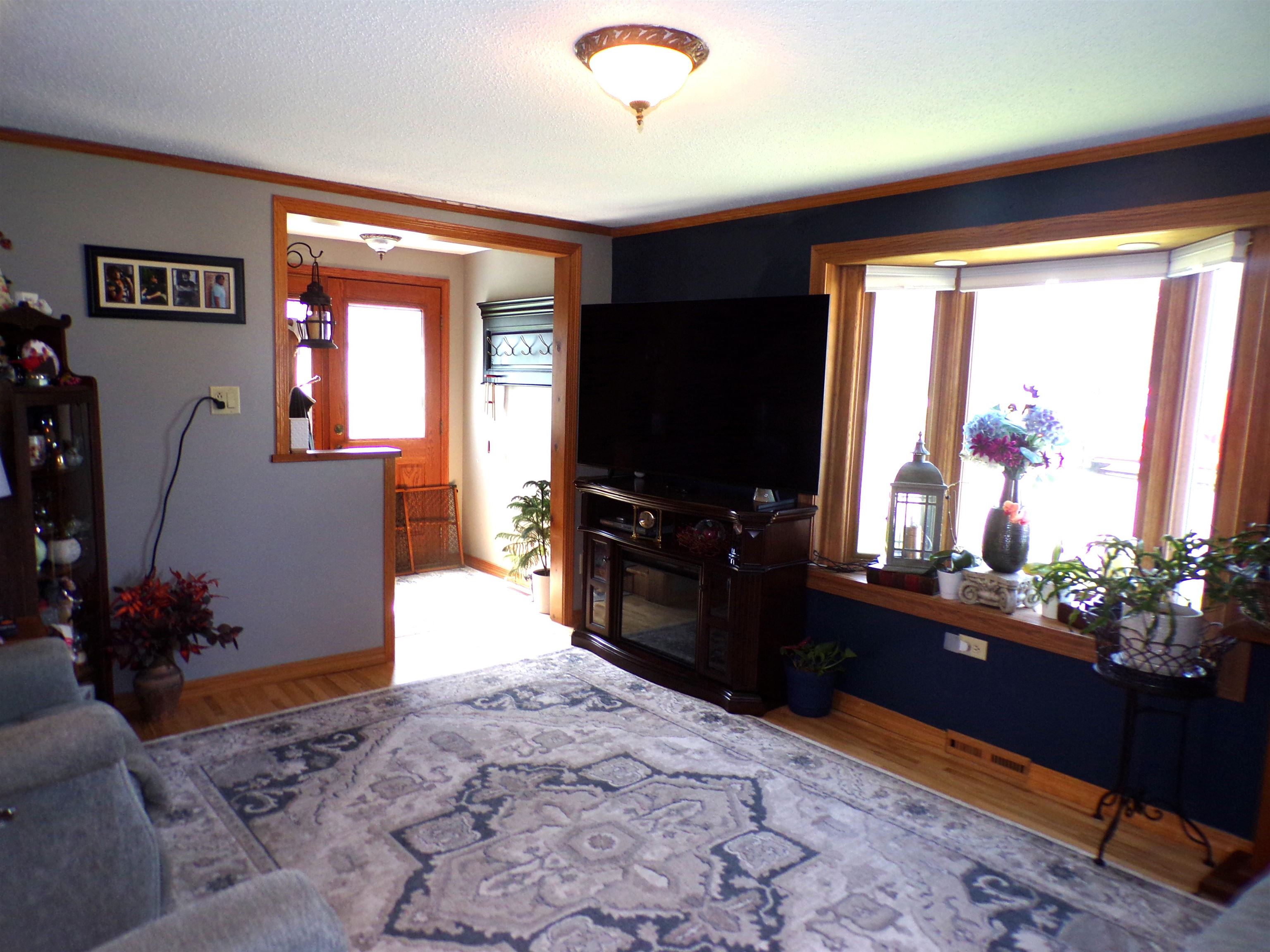 118 N CROCKER AVENUE, Greenwood, Wisconsin 54437, 3 Bedrooms Bedrooms, ,2 BathroomsBathrooms,Residential,For Sale,118 N CROCKER AVENUE,22601558