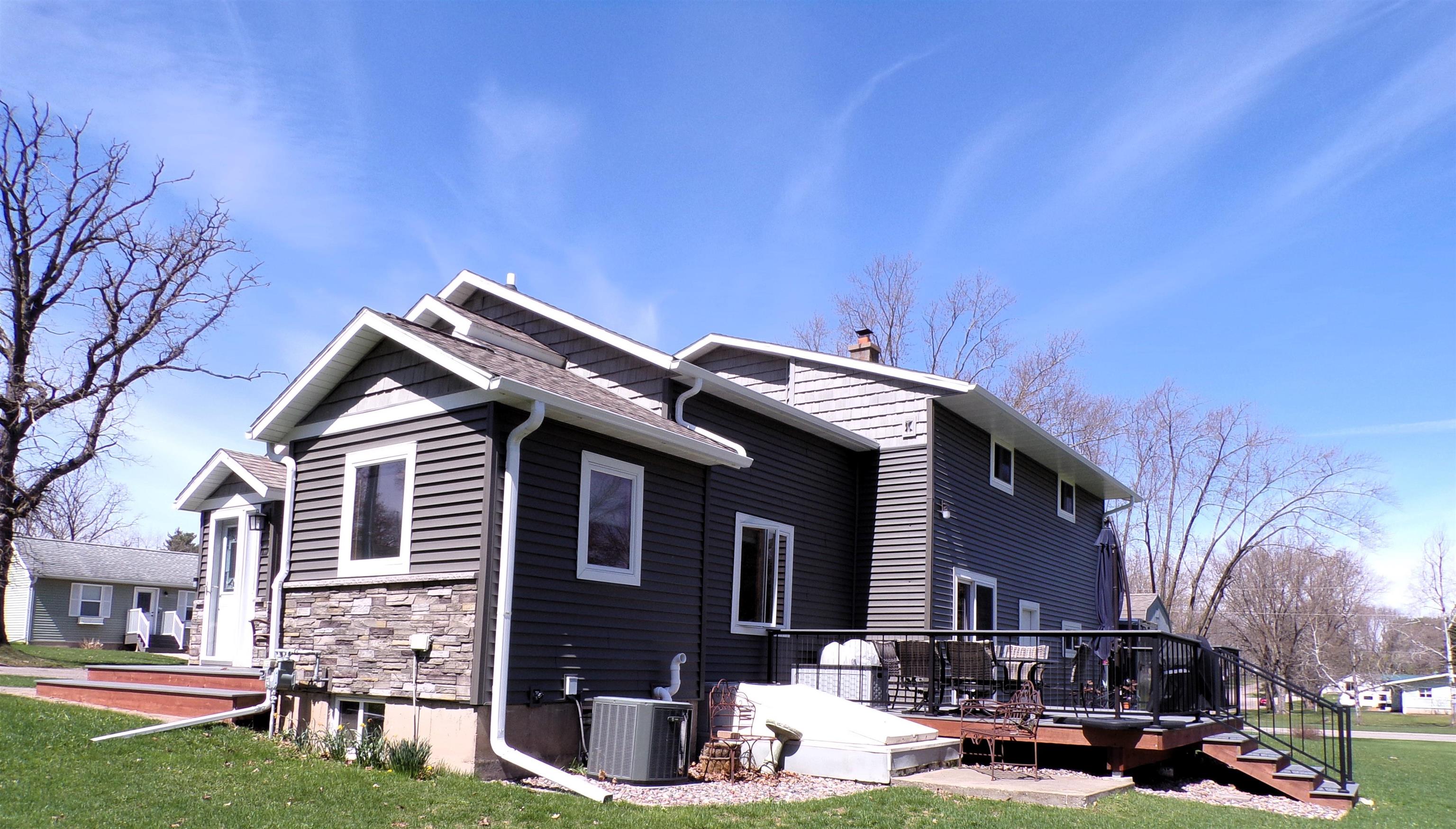 118 N CROCKER AVENUE, Greenwood, Wisconsin 54437, 3 Bedrooms Bedrooms, ,2 BathroomsBathrooms,Residential,For Sale,118 N CROCKER AVENUE,22601558