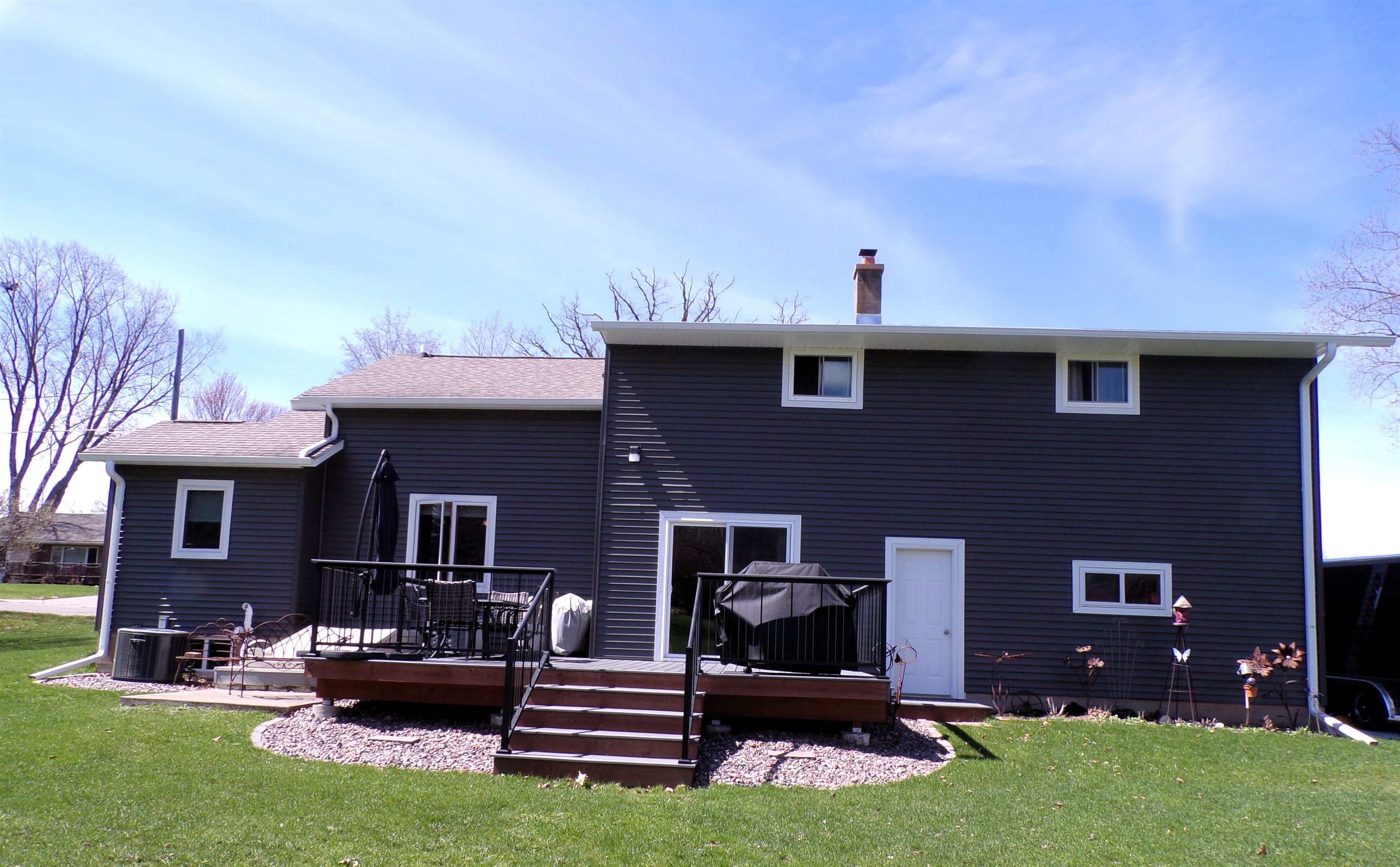 118 N CROCKER AVENUE, Greenwood, Wisconsin 54437, 3 Bedrooms Bedrooms, ,2 BathroomsBathrooms,Residential,For Sale,118 N CROCKER AVENUE,22601558