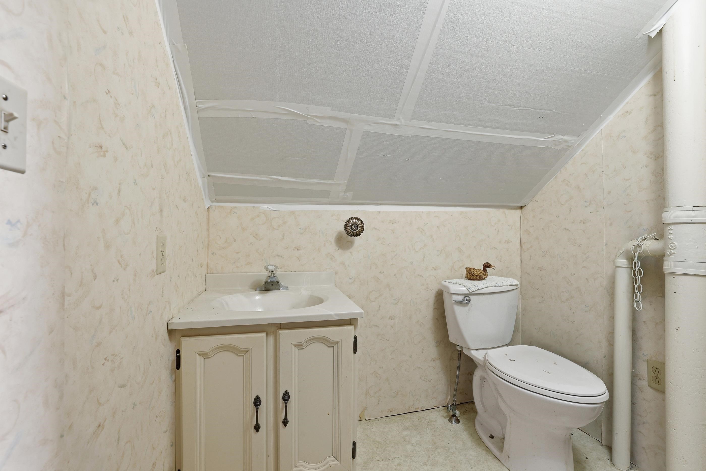 215 BIRCH DRIVE, Iola, Wisconsin 54945, 2 Bedrooms Bedrooms, ,1 BathroomBathrooms,Residential,For Sale,215 BIRCH DRIVE,22601559