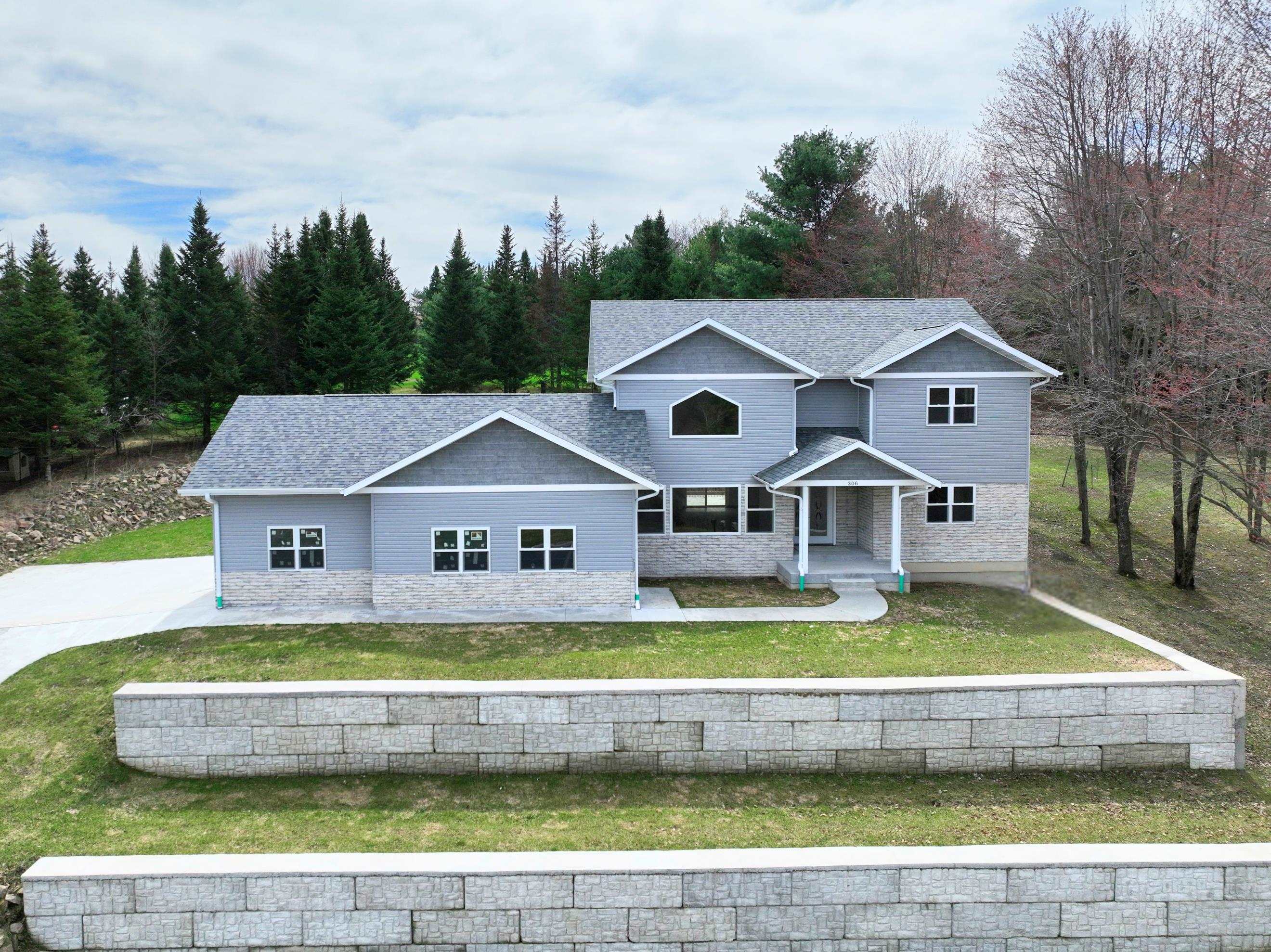 306 S 20TH STREET, Wausau, Wisconsin 54403, 5 Bedrooms Bedrooms, ,3 BathroomsBathrooms,Residential,For Sale,306 S 20TH STREET,22601562