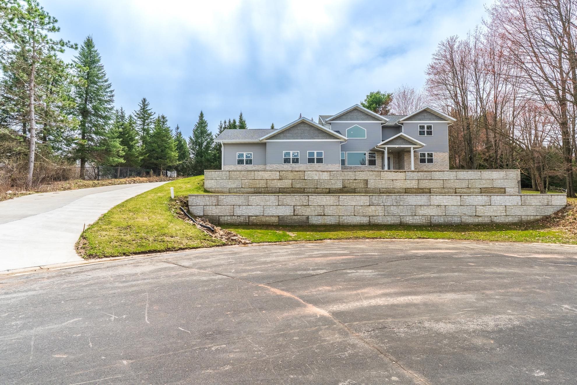 306 S 20TH STREET, Wausau, Wisconsin 54403, 5 Bedrooms Bedrooms, ,3 BathroomsBathrooms,Residential,For Sale,306 S 20TH STREET,22601562