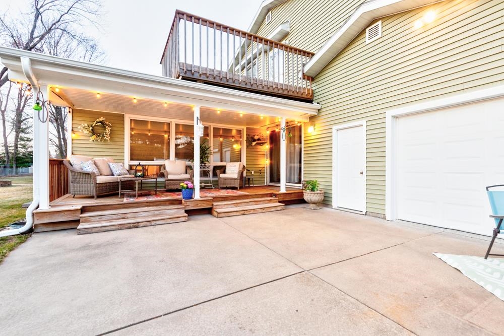 2910 5TH STREET SOUTH, Wisconsin Rapids, Wisconsin 54494, 5 Bedrooms Bedrooms, ,3 BathroomsBathrooms,Residential,For Sale,2910 5TH STREET SOUTH,22601563