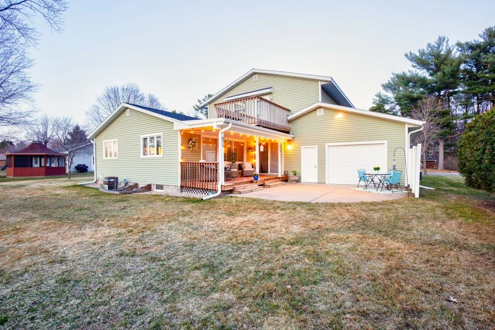 2910 5TH STREET SOUTH, Wisconsin Rapids, Wisconsin 54494, 5 Bedrooms Bedrooms, ,3 BathroomsBathrooms,Residential,For Sale,2910 5TH STREET SOUTH,22601563