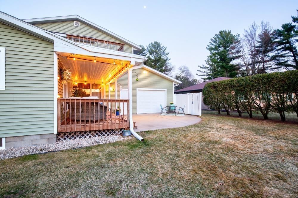 2910 5TH STREET SOUTH, Wisconsin Rapids, Wisconsin 54494, 5 Bedrooms Bedrooms, ,3 BathroomsBathrooms,Residential,For Sale,2910 5TH STREET SOUTH,22601563