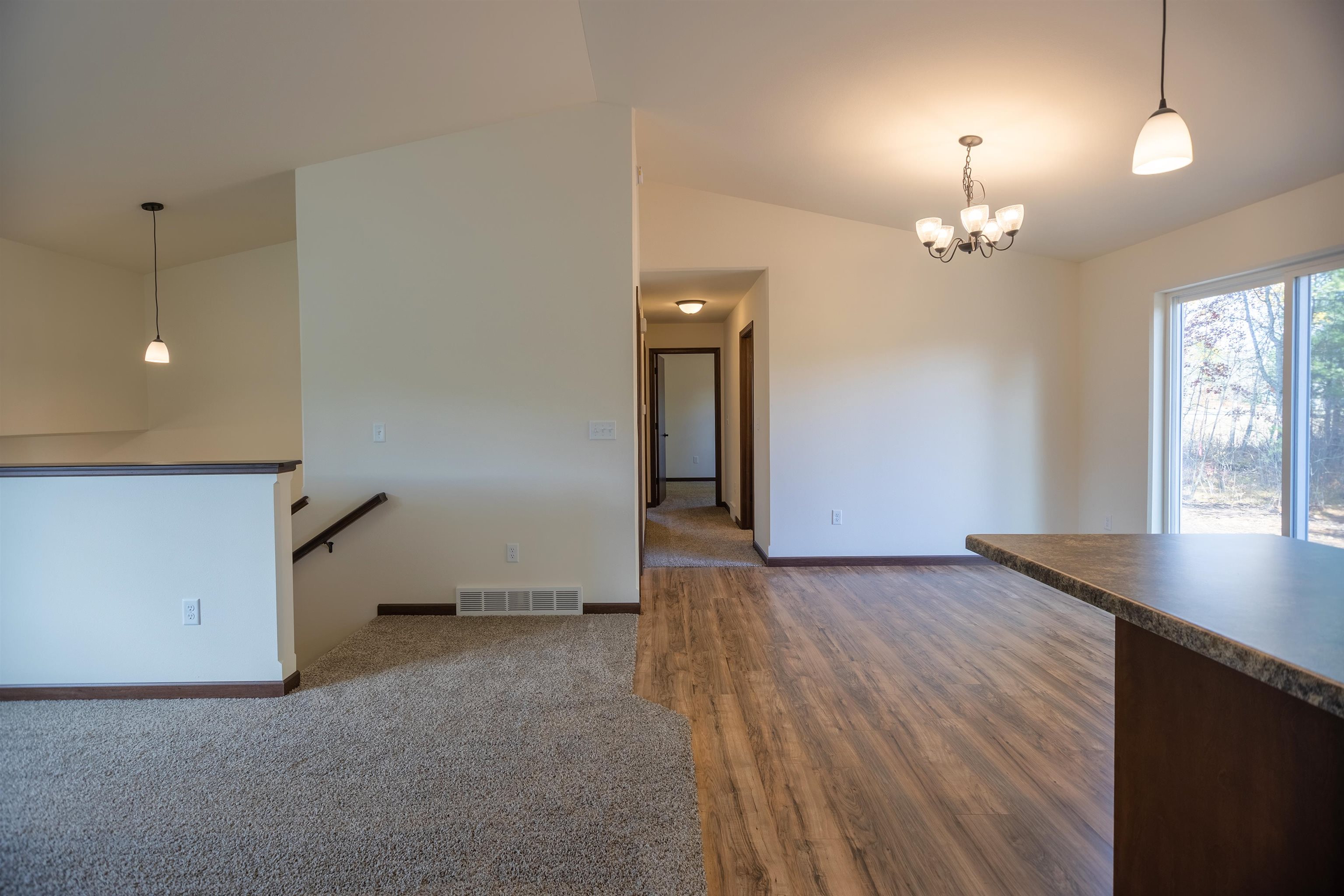 2204 S COTTONWOOD AVENUE, Marshfield, Wisconsin 54449, 3 Bedrooms Bedrooms, ,2 BathroomsBathrooms,Residential,For Sale,2204 S COTTONWOOD AVENUE,22601565