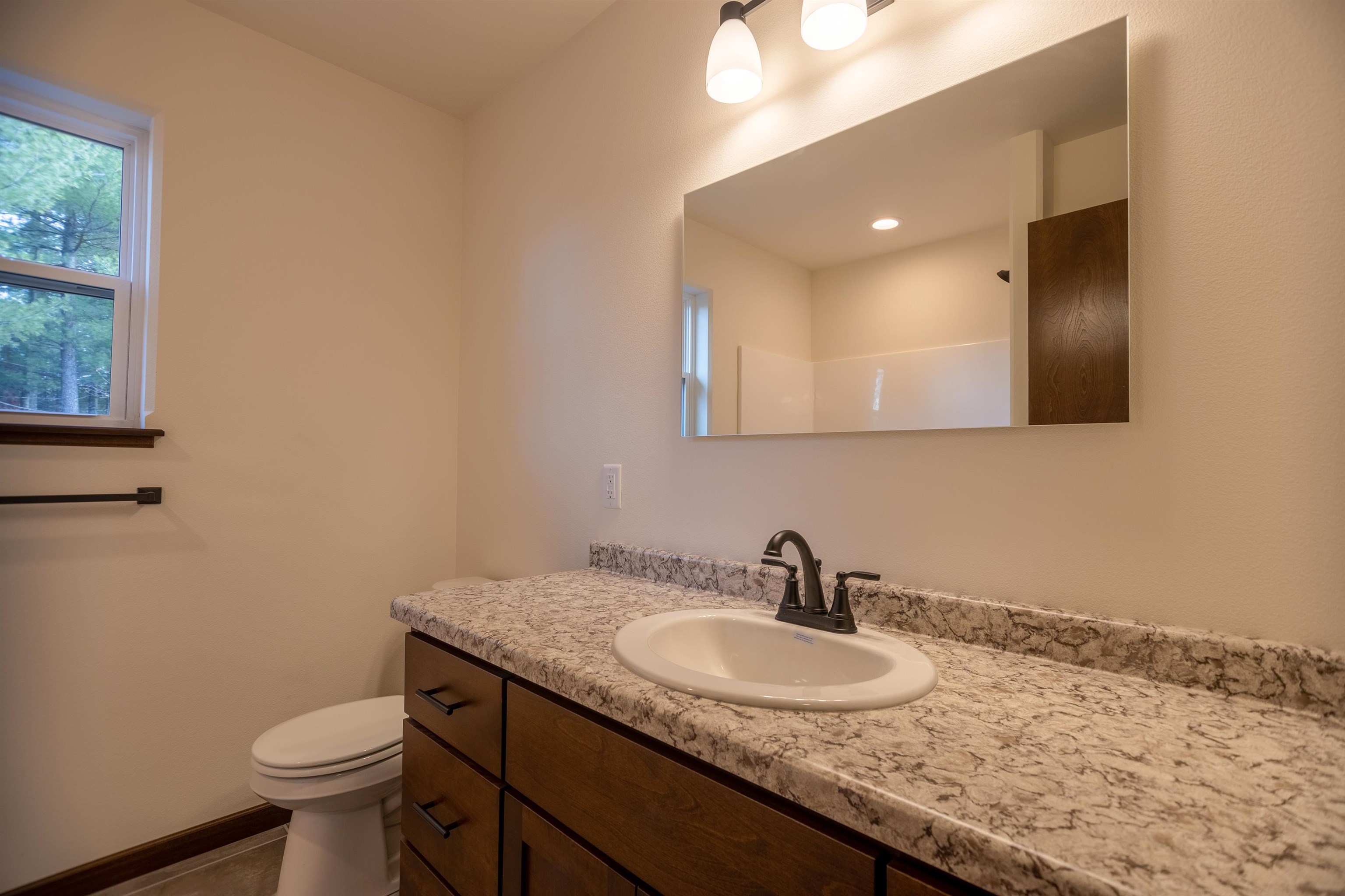 2204 S COTTONWOOD AVENUE, Marshfield, Wisconsin 54449, 3 Bedrooms Bedrooms, ,2 BathroomsBathrooms,Residential,For Sale,2204 S COTTONWOOD AVENUE,22601565