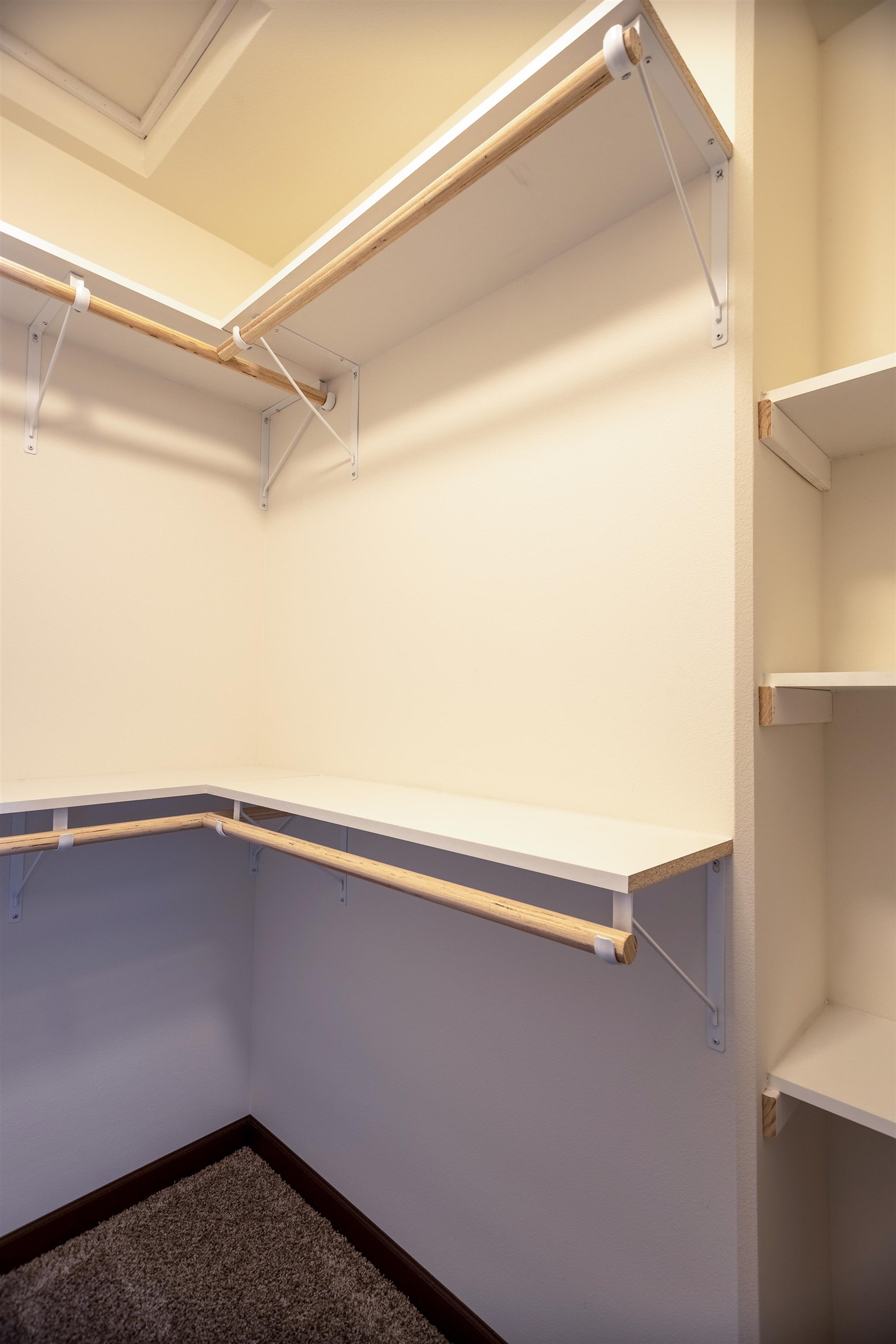 2204 S COTTONWOOD AVENUE, Marshfield, Wisconsin 54449, 3 Bedrooms Bedrooms, ,2 BathroomsBathrooms,Residential,For Sale,2204 S COTTONWOOD AVENUE,22601565