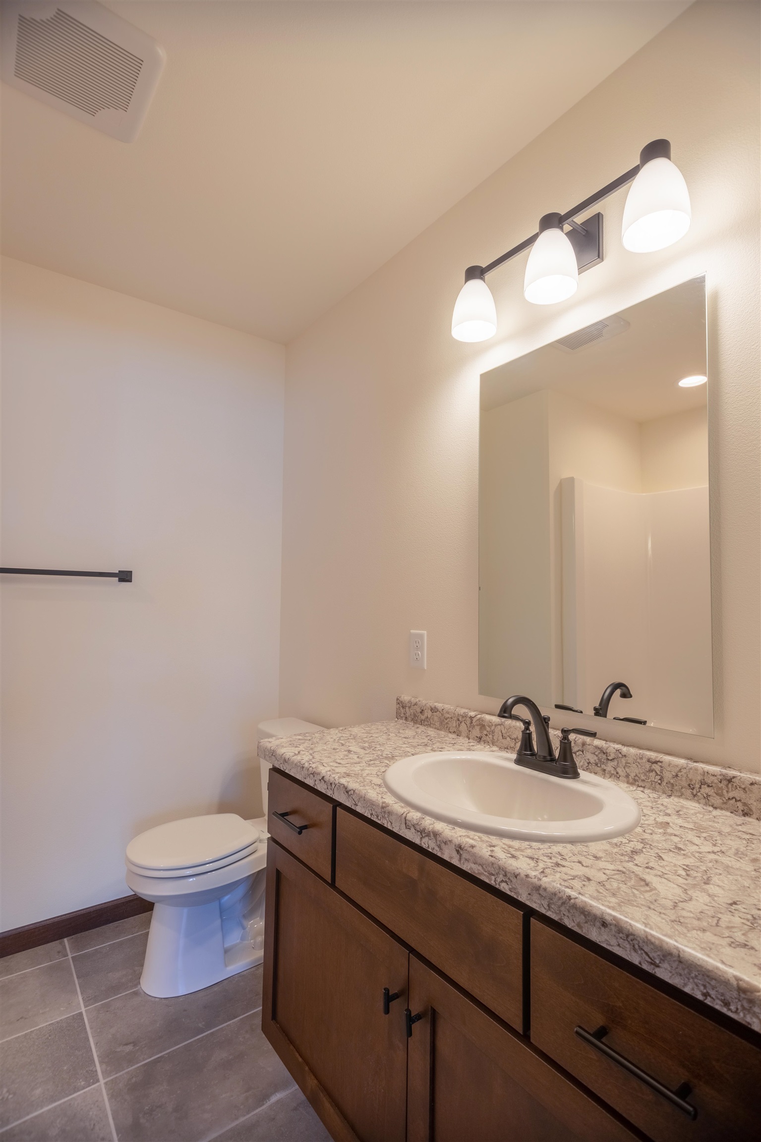 2204 S COTTONWOOD AVENUE, Marshfield, Wisconsin 54449, 3 Bedrooms Bedrooms, ,2 BathroomsBathrooms,Residential,For Sale,2204 S COTTONWOOD AVENUE,22601565