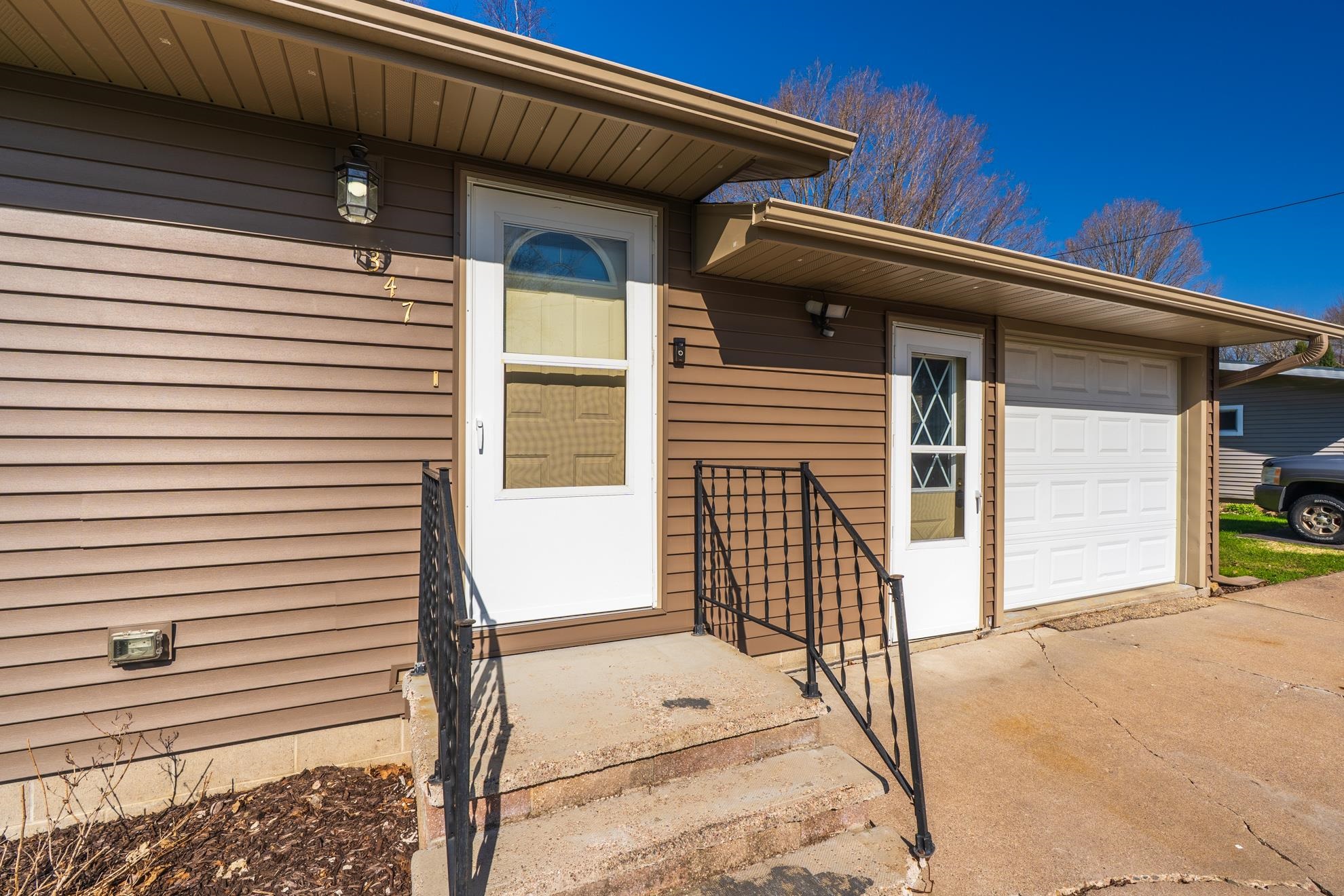 347 CHURCH STREET, Birnamwood, Wisconsin 54414, 3 Bedrooms Bedrooms, ,2 BathroomsBathrooms,Residential,For Sale,347 CHURCH STREET,22601567