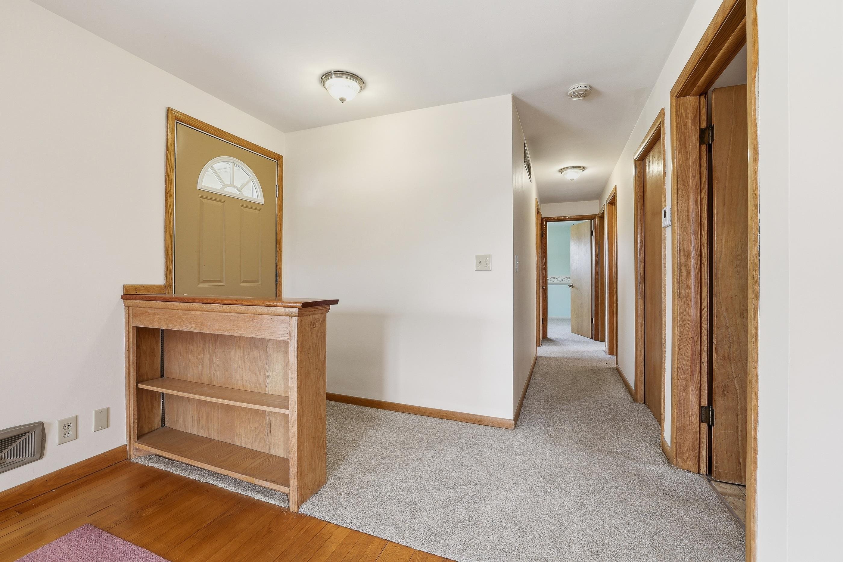 215 E WILLOW STREET, Stevens Point, Wisconsin 54481, 3 Bedrooms Bedrooms, ,2 BathroomsBathrooms,Residential,For Sale,215 E WILLOW STREET,22601569