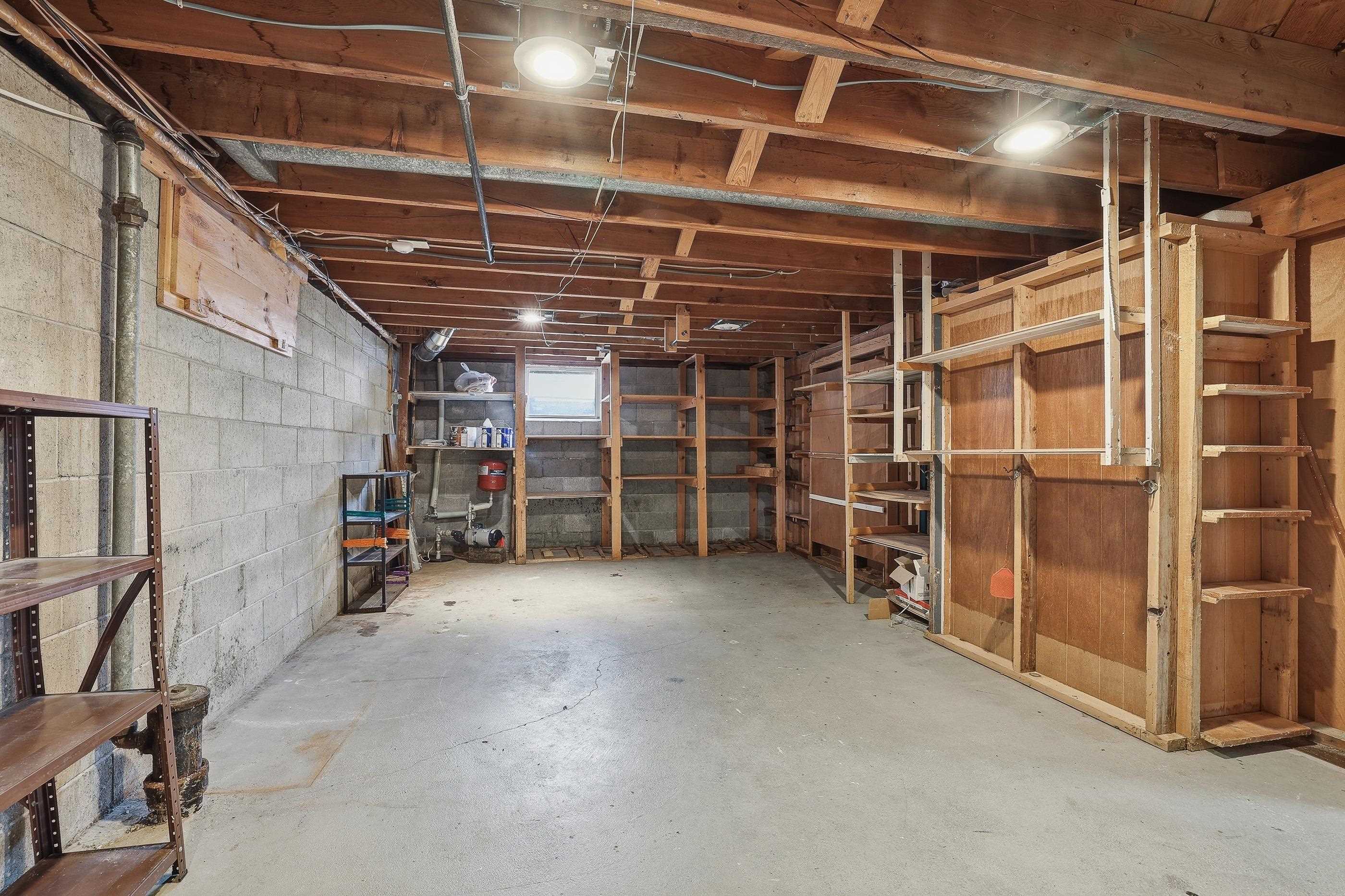 215 E WILLOW STREET, Stevens Point, Wisconsin 54481, 3 Bedrooms Bedrooms, ,2 BathroomsBathrooms,Residential,For Sale,215 E WILLOW STREET,22601569