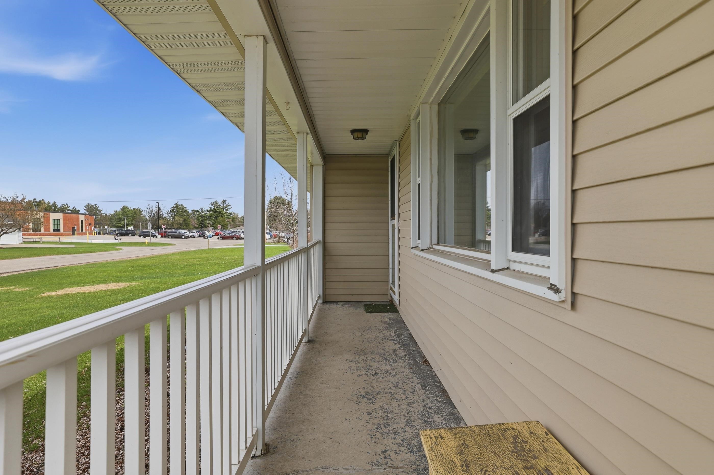 215 E WILLOW STREET, Stevens Point, Wisconsin 54481, 3 Bedrooms Bedrooms, ,2 BathroomsBathrooms,Residential,For Sale,215 E WILLOW STREET,22601569