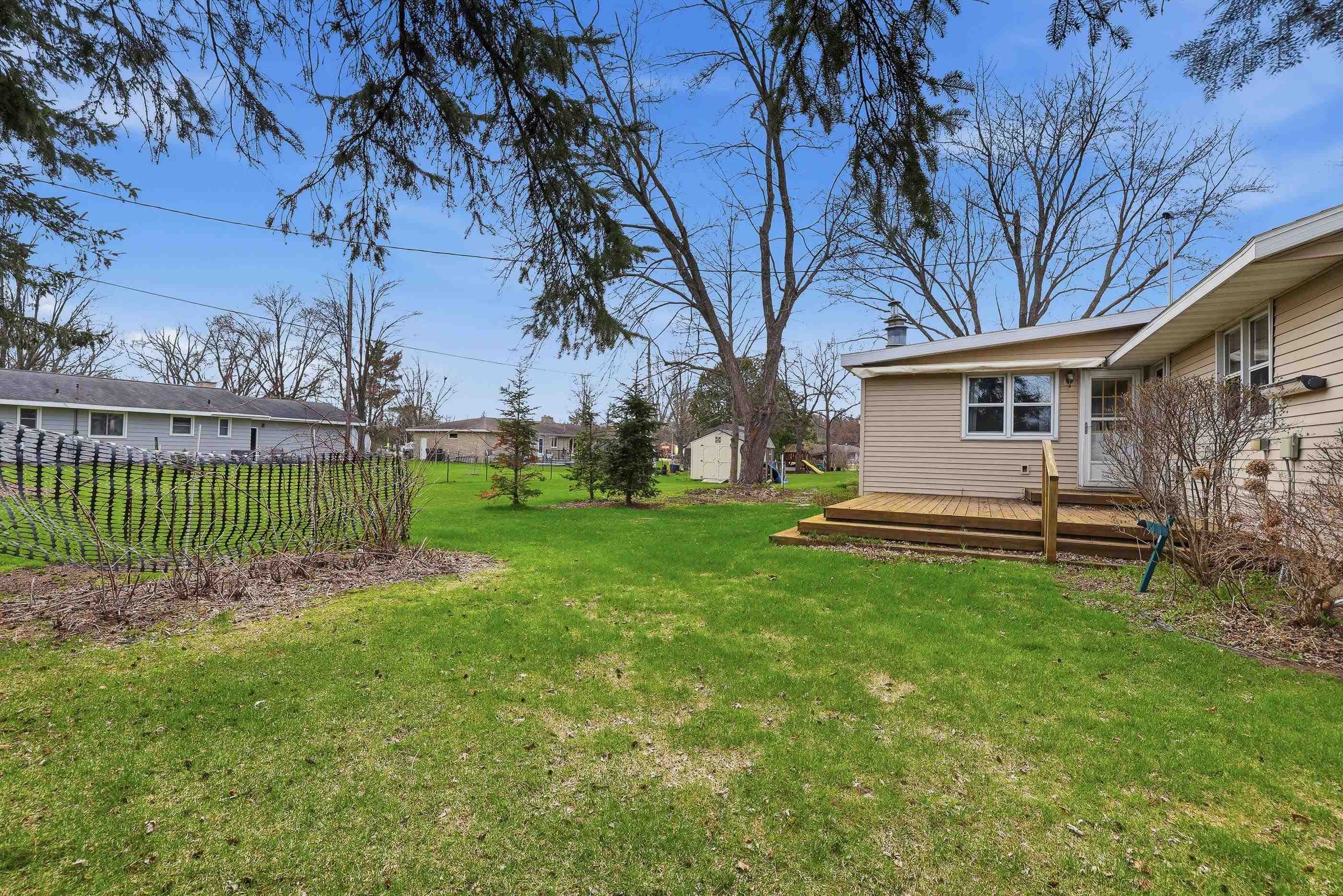 215 E WILLOW STREET, Stevens Point, Wisconsin 54481, 3 Bedrooms Bedrooms, ,2 BathroomsBathrooms,Residential,For Sale,215 E WILLOW STREET,22601569