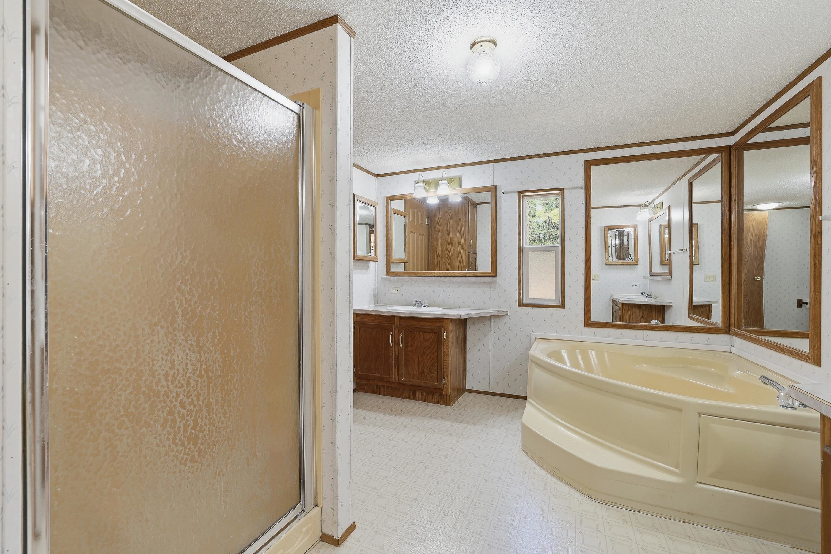 10172 OTTO ROAD, Amherst, Wisconsin 54406, 3 Bedrooms Bedrooms, ,2 BathroomsBathrooms,Residential,For Sale,10172 OTTO ROAD,22601570