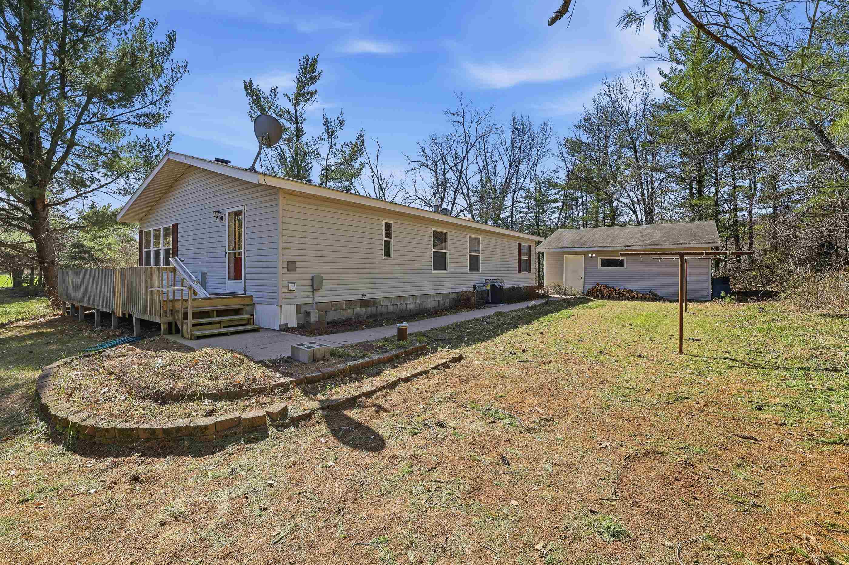 10172 OTTO ROAD, Amherst, Wisconsin 54406, 3 Bedrooms Bedrooms, ,2 BathroomsBathrooms,Residential,For Sale,10172 OTTO ROAD,22601570