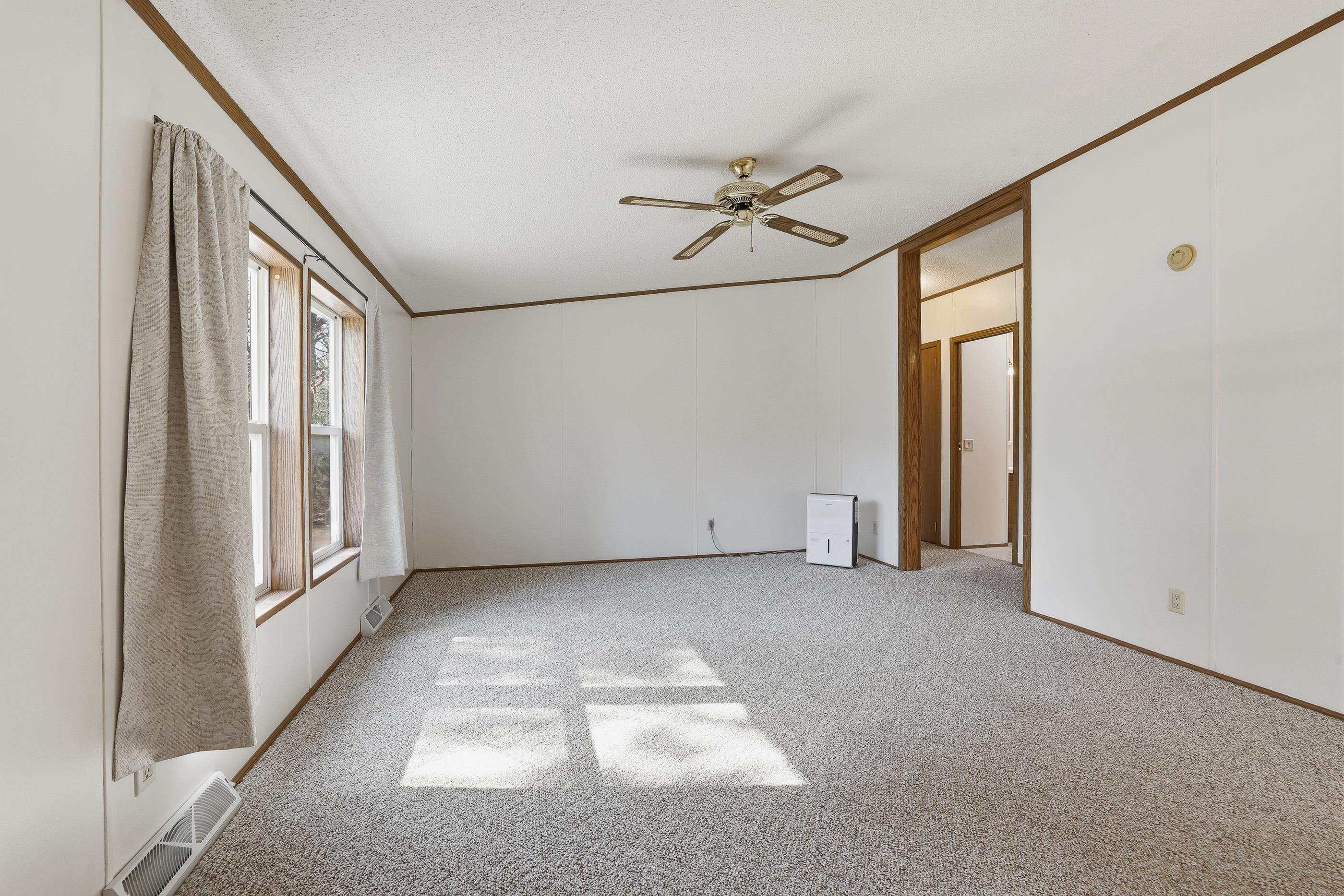 10172 OTTO ROAD, Amherst, Wisconsin 54406, 3 Bedrooms Bedrooms, ,2 BathroomsBathrooms,Residential,For Sale,10172 OTTO ROAD,22601570