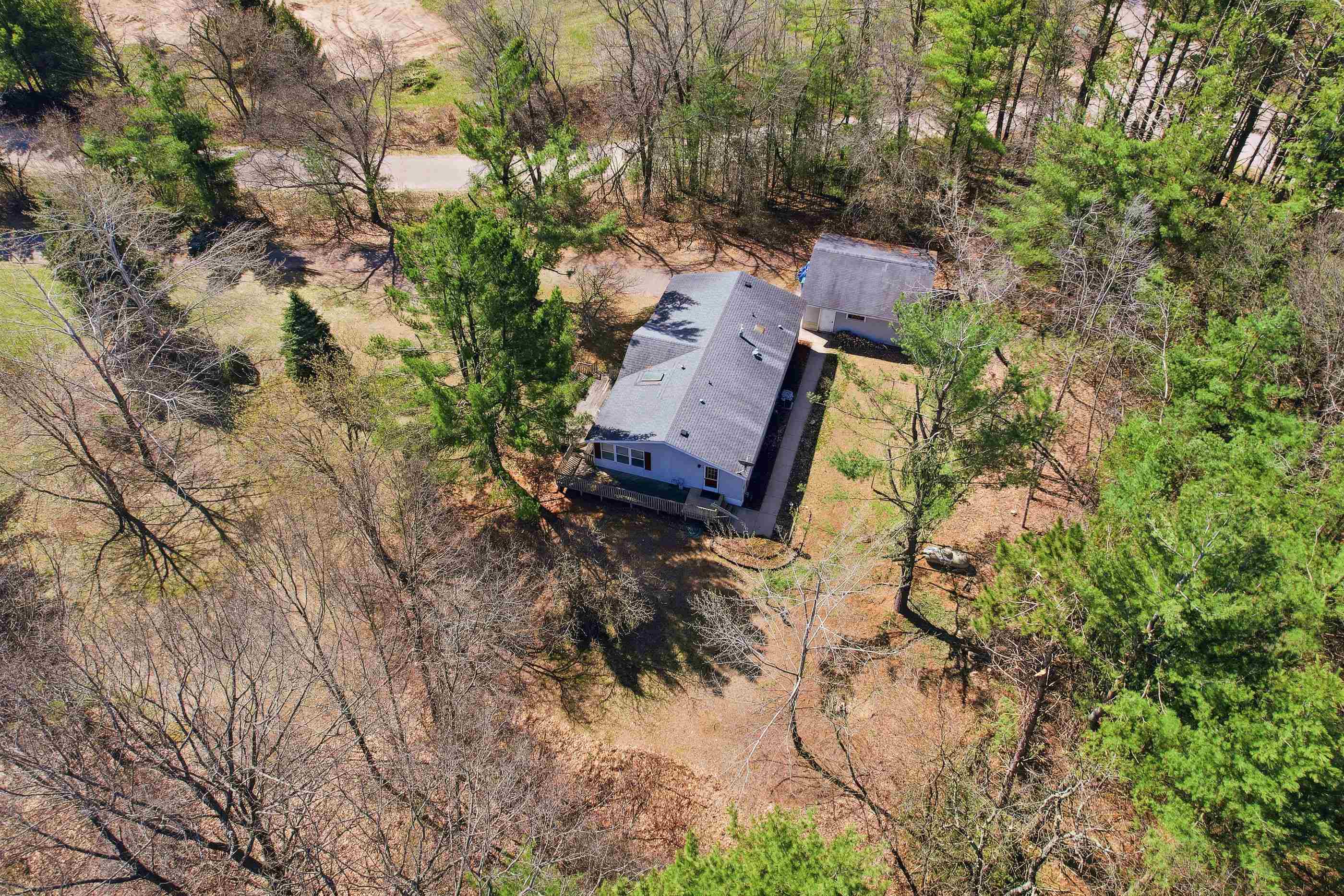 10172 OTTO ROAD, Amherst, Wisconsin 54406, 3 Bedrooms Bedrooms, ,2 BathroomsBathrooms,Residential,For Sale,10172 OTTO ROAD,22601570