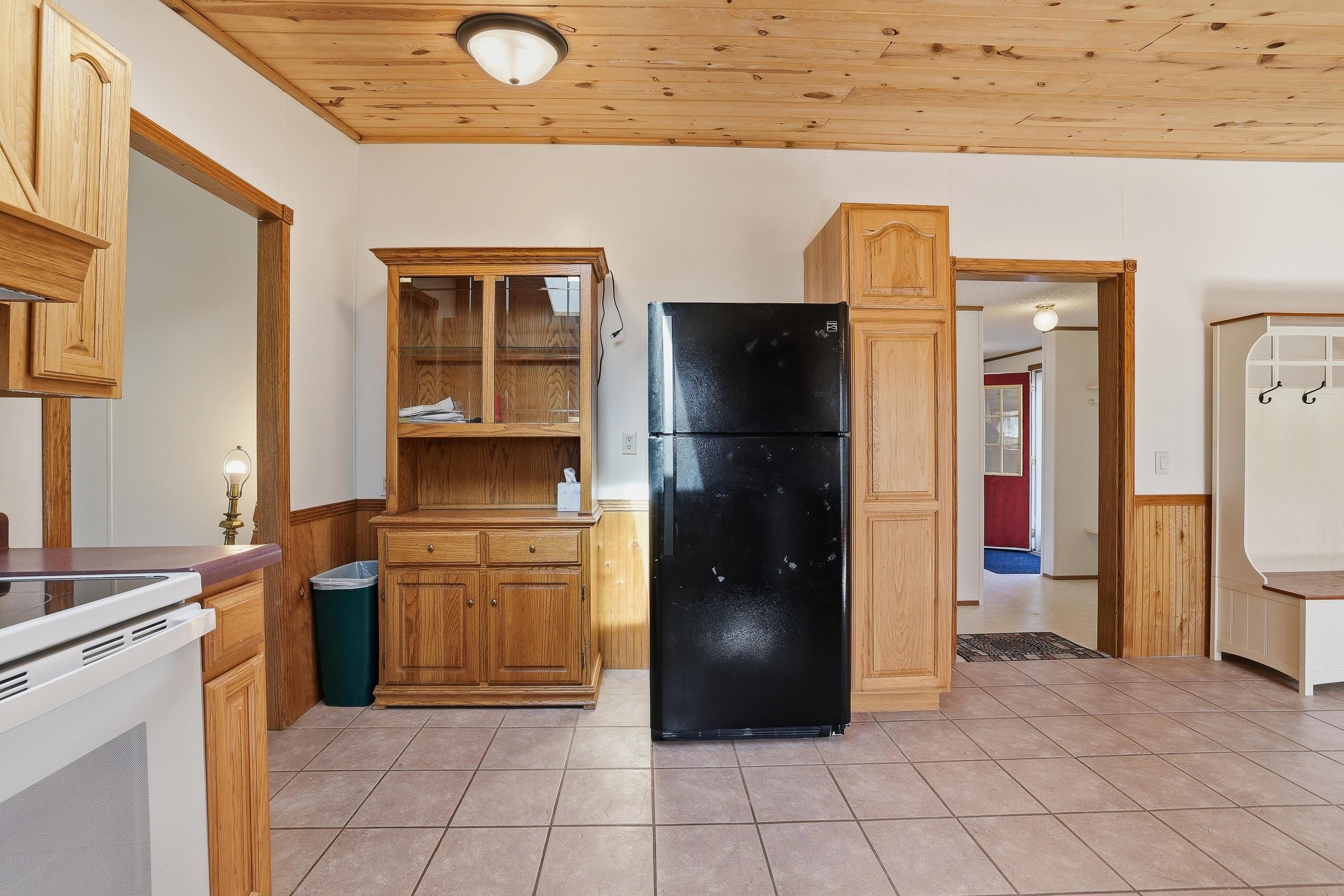 10172 OTTO ROAD, Amherst, Wisconsin 54406, 3 Bedrooms Bedrooms, ,2 BathroomsBathrooms,Residential,For Sale,10172 OTTO ROAD,22601570