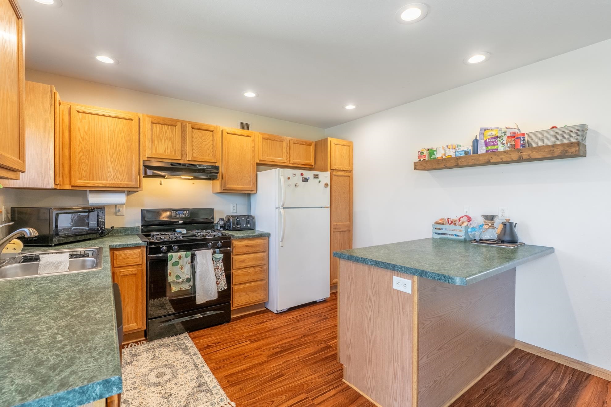 2031 PRAIRIE MEADOW DRIVE, Kronenwetter, Wisconsin 54455, 3 Bedrooms Bedrooms, ,2 BathroomsBathrooms,Residential,For Sale,2031 PRAIRIE MEADOW DRIVE,22601572