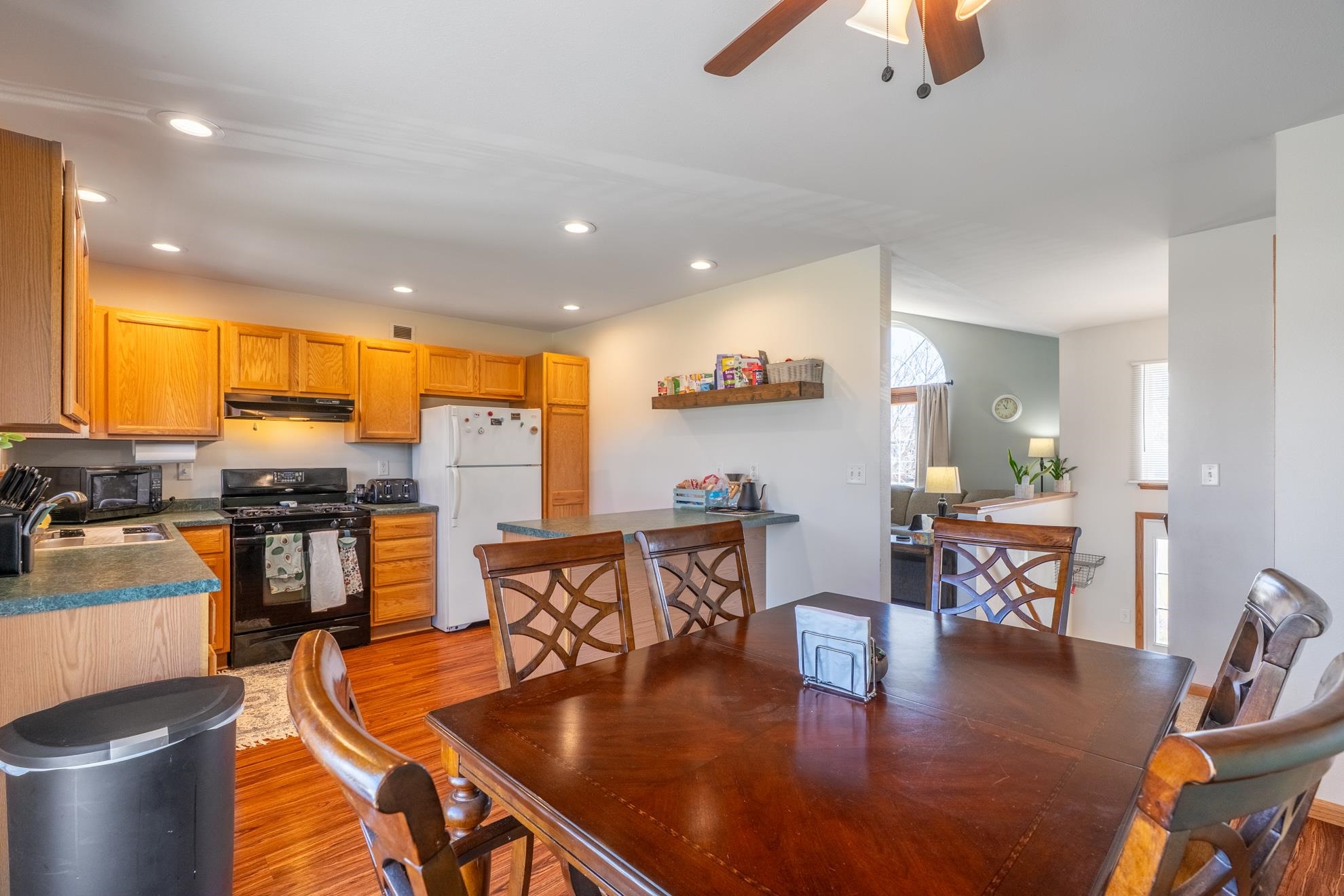 2031 PRAIRIE MEADOW DRIVE, Kronenwetter, Wisconsin 54455, 3 Bedrooms Bedrooms, ,2 BathroomsBathrooms,Residential,For Sale,2031 PRAIRIE MEADOW DRIVE,22601572