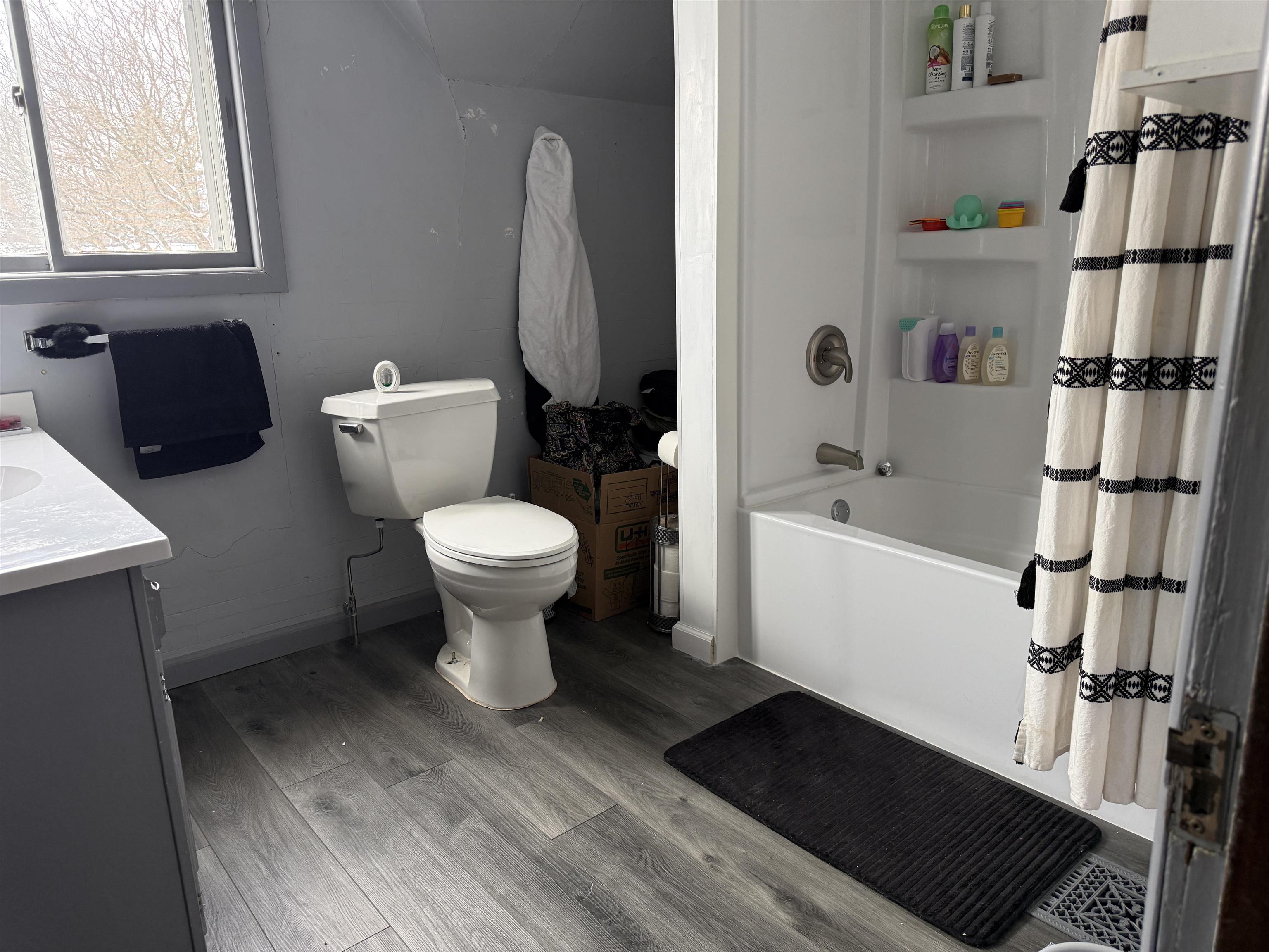 1412 E 6TH STREET, Merrill, Wisconsin 54452, 3 Bedrooms Bedrooms, 6 Rooms Rooms,2 BathroomsBathrooms,Multi-family,For Sale,1412 E 6TH STREET,22601577