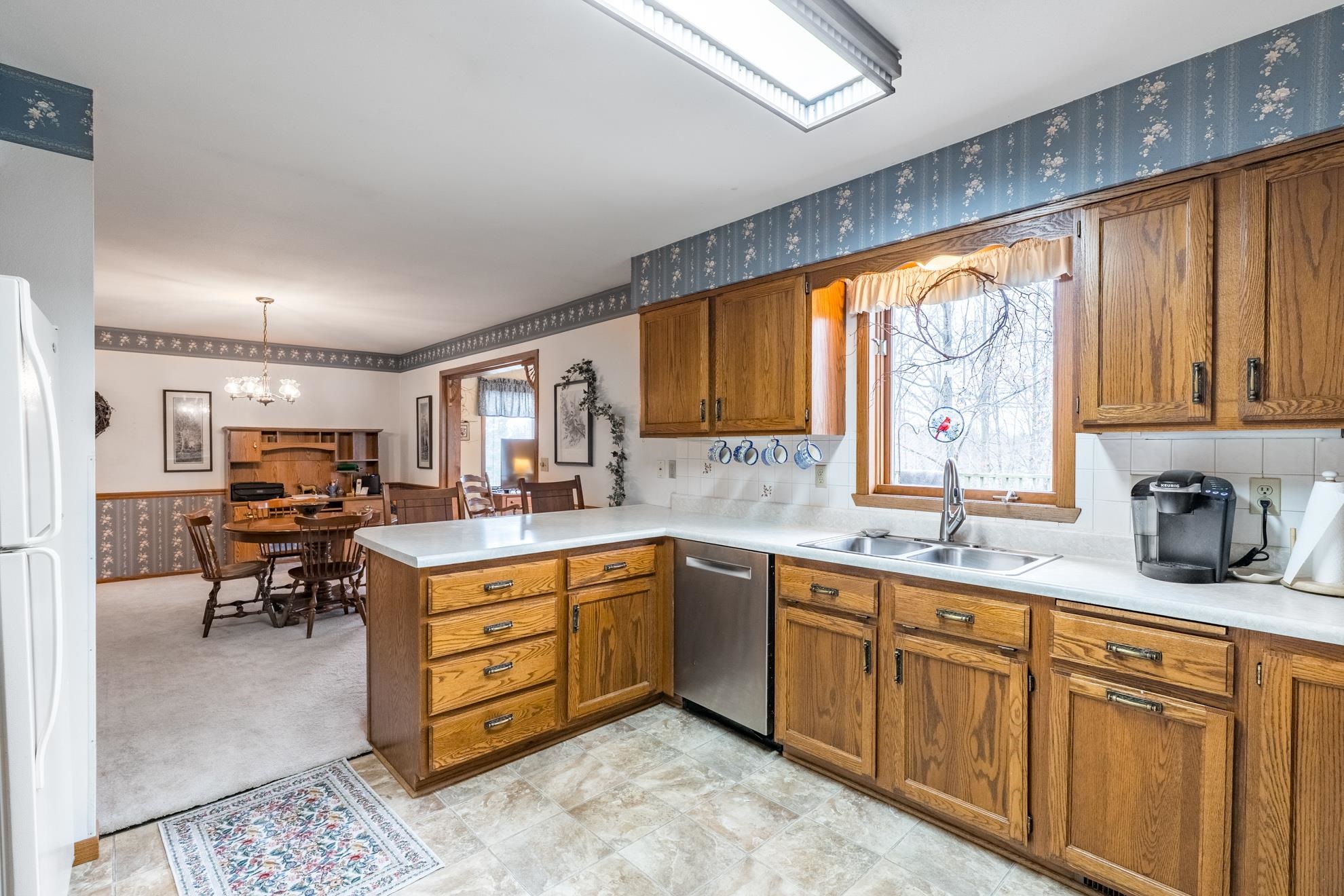 3946 HILLSIDE LANE, Wausau, Wisconsin 54403, 3 Bedrooms Bedrooms, ,2 BathroomsBathrooms,Residential,For Sale,3946 HILLSIDE LANE,22601581