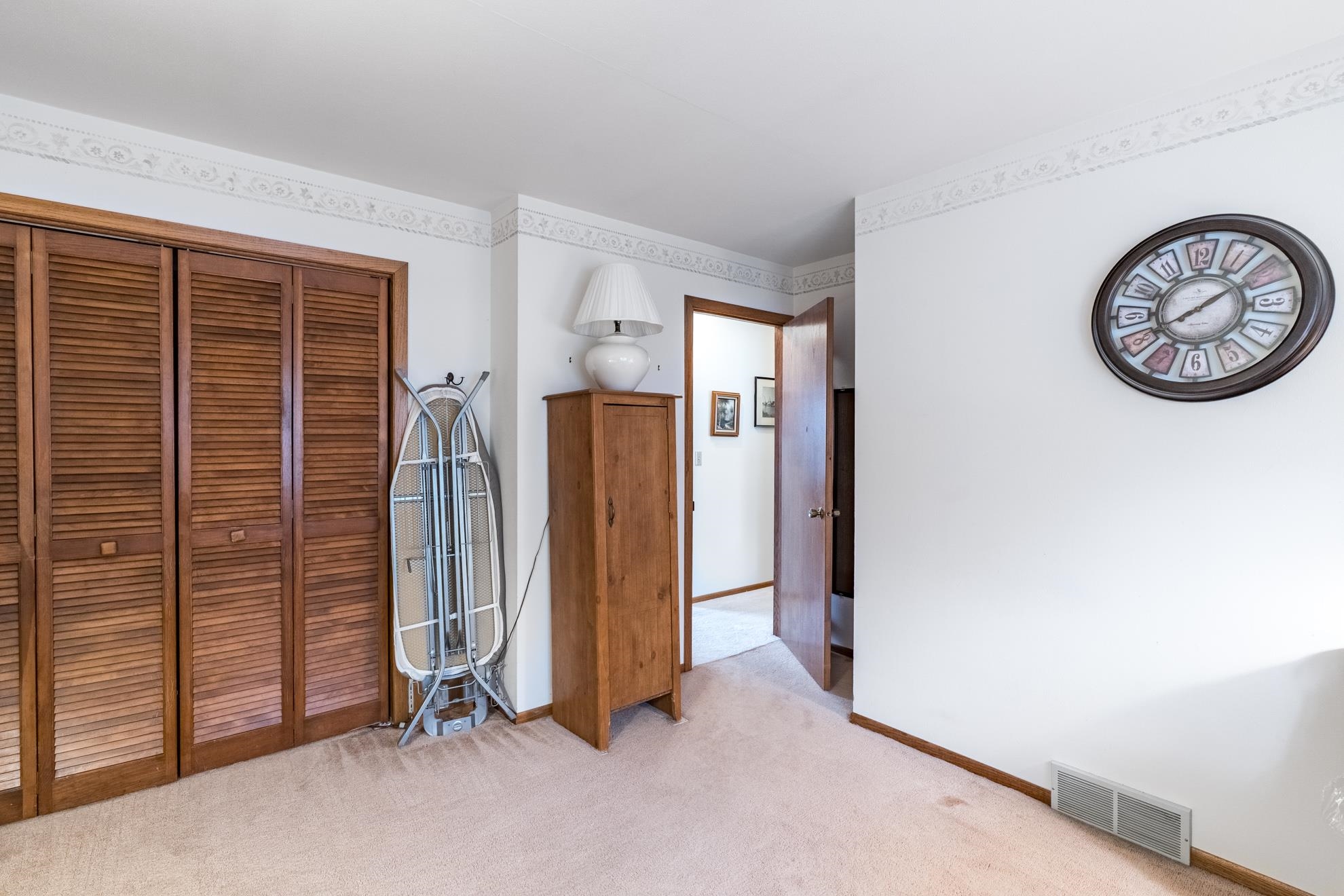 3946 HILLSIDE LANE, Wausau, Wisconsin 54403, 3 Bedrooms Bedrooms, ,2 BathroomsBathrooms,Residential,For Sale,3946 HILLSIDE LANE,22601581