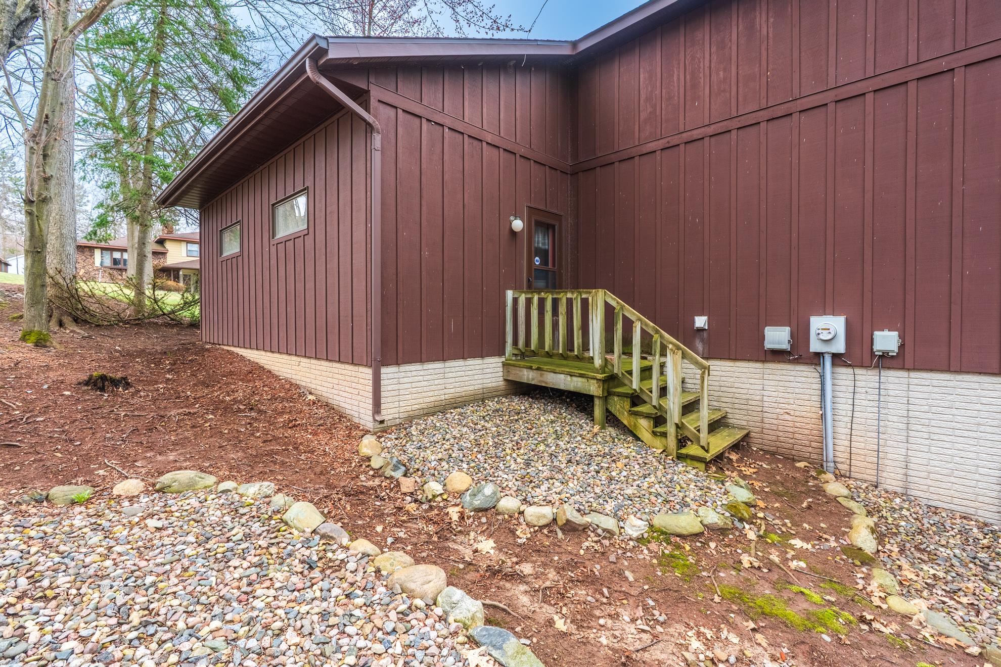 3946 HILLSIDE LANE, Wausau, Wisconsin 54403, 3 Bedrooms Bedrooms, ,2 BathroomsBathrooms,Residential,For Sale,3946 HILLSIDE LANE,22601581