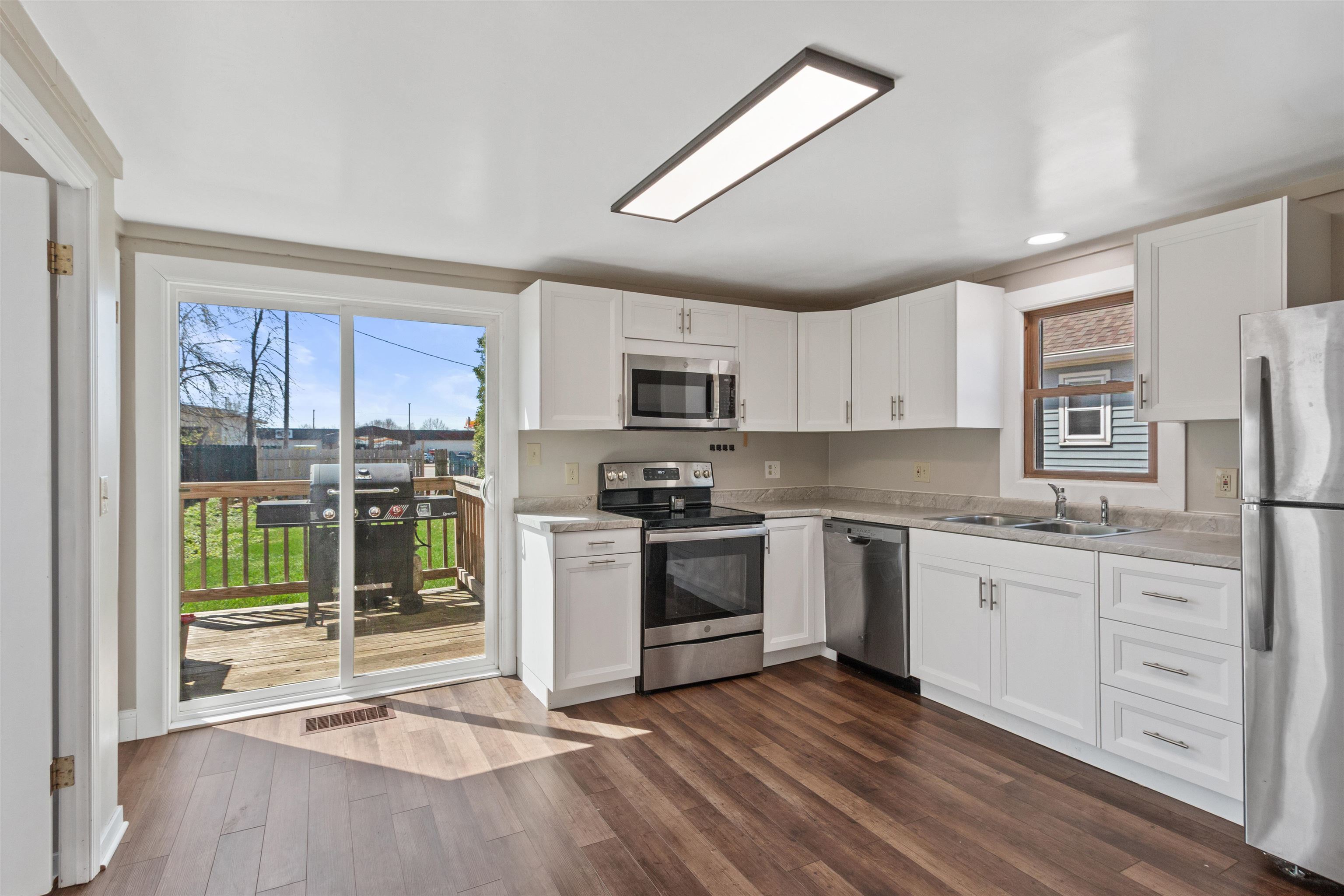 1021 MCKINLEY STREET, Wisconsin Rapids, Wisconsin 54495, 2 Bedrooms Bedrooms, ,1 BathroomBathrooms,Residential,For Sale,1021 MCKINLEY STREET,22601587