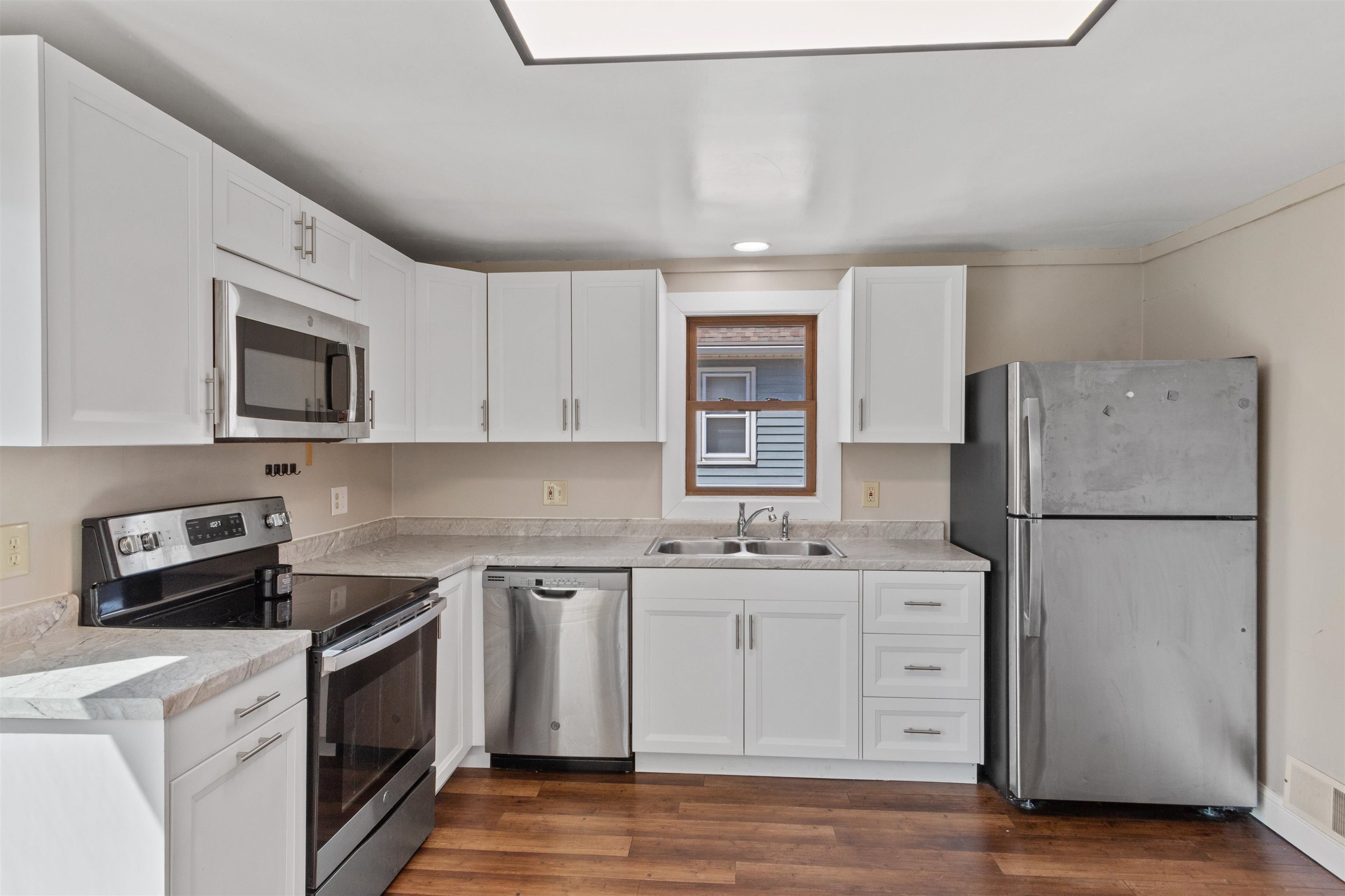 1021 MCKINLEY STREET, Wisconsin Rapids, Wisconsin 54495, 2 Bedrooms Bedrooms, ,1 BathroomBathrooms,Residential,For Sale,1021 MCKINLEY STREET,22601587