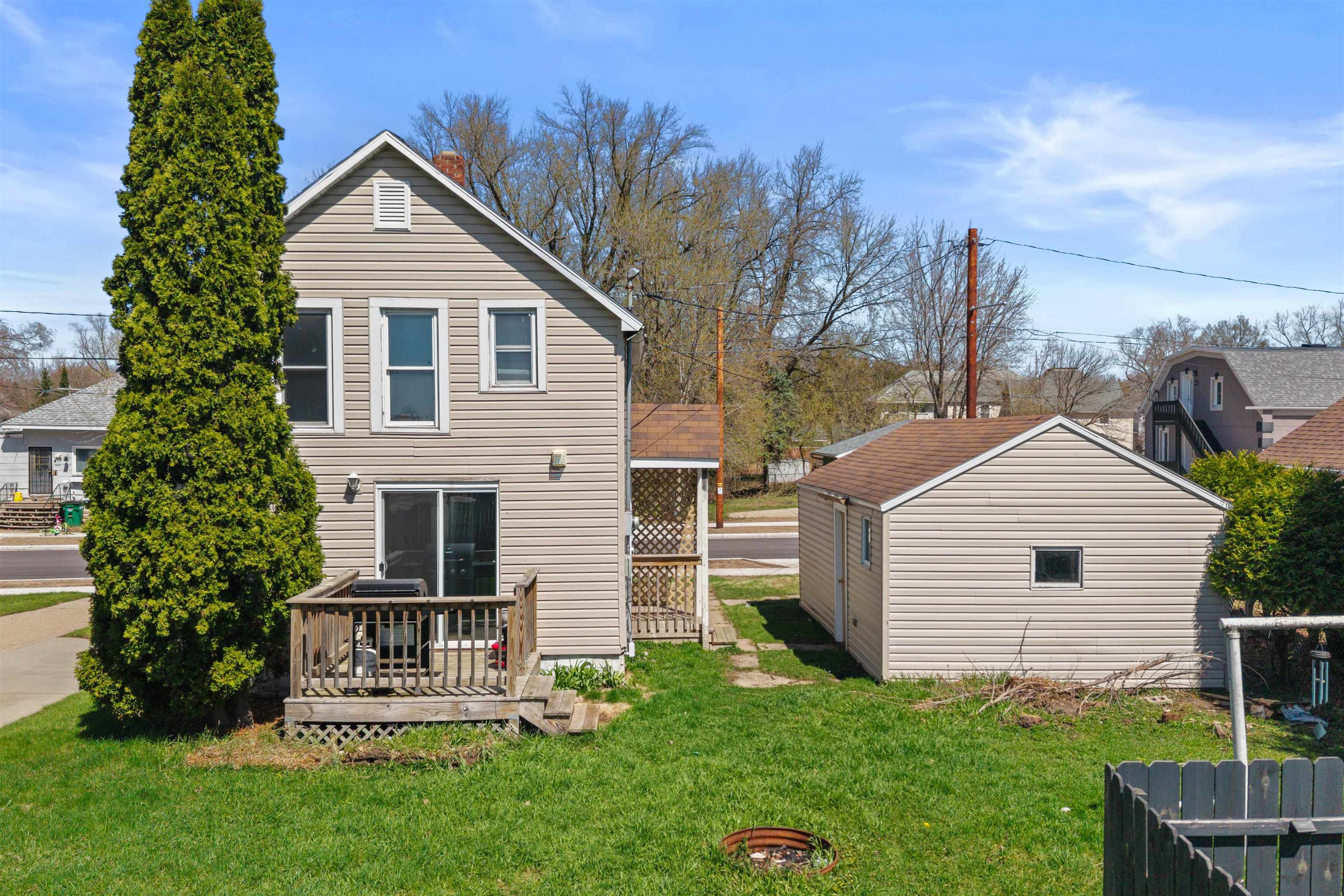 1021 MCKINLEY STREET, Wisconsin Rapids, Wisconsin 54495, 2 Bedrooms Bedrooms, ,1 BathroomBathrooms,Residential,For Sale,1021 MCKINLEY STREET,22601587