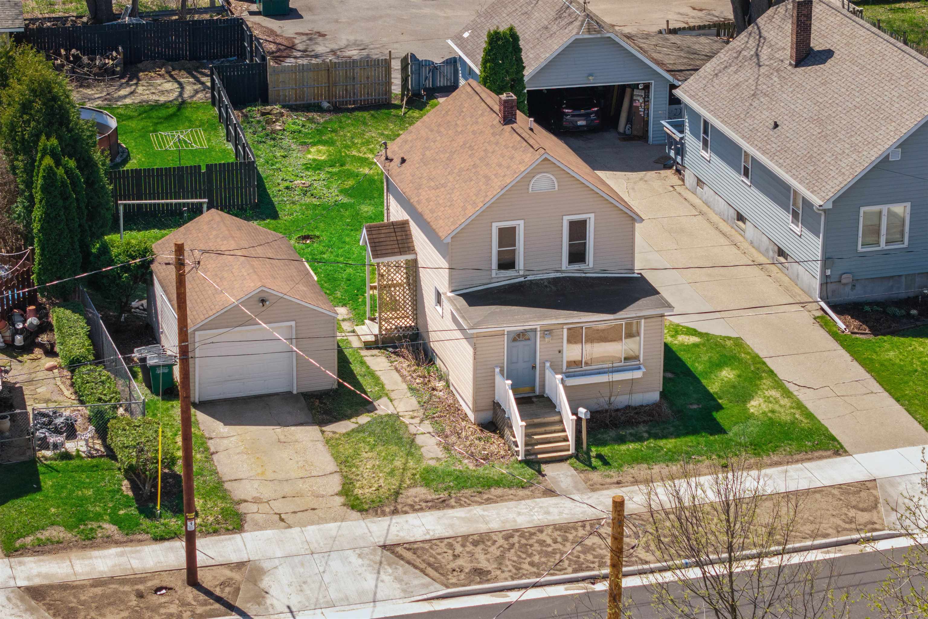 1021 MCKINLEY STREET, Wisconsin Rapids, Wisconsin 54495, 2 Bedrooms Bedrooms, ,1 BathroomBathrooms,Residential,For Sale,1021 MCKINLEY STREET,22601587