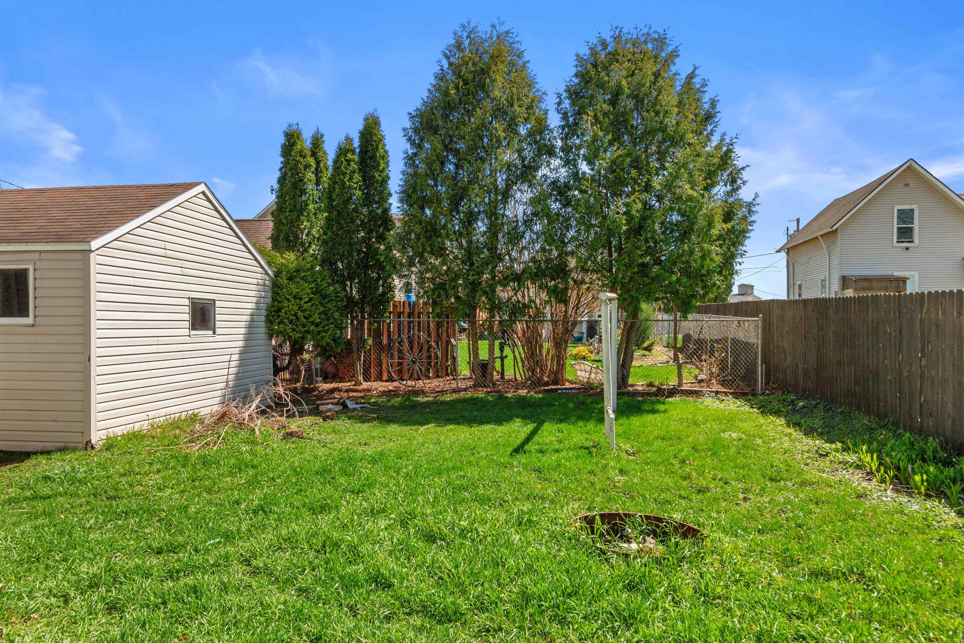 1021 MCKINLEY STREET, Wisconsin Rapids, Wisconsin 54495, 2 Bedrooms Bedrooms, ,1 BathroomBathrooms,Residential,For Sale,1021 MCKINLEY STREET,22601587