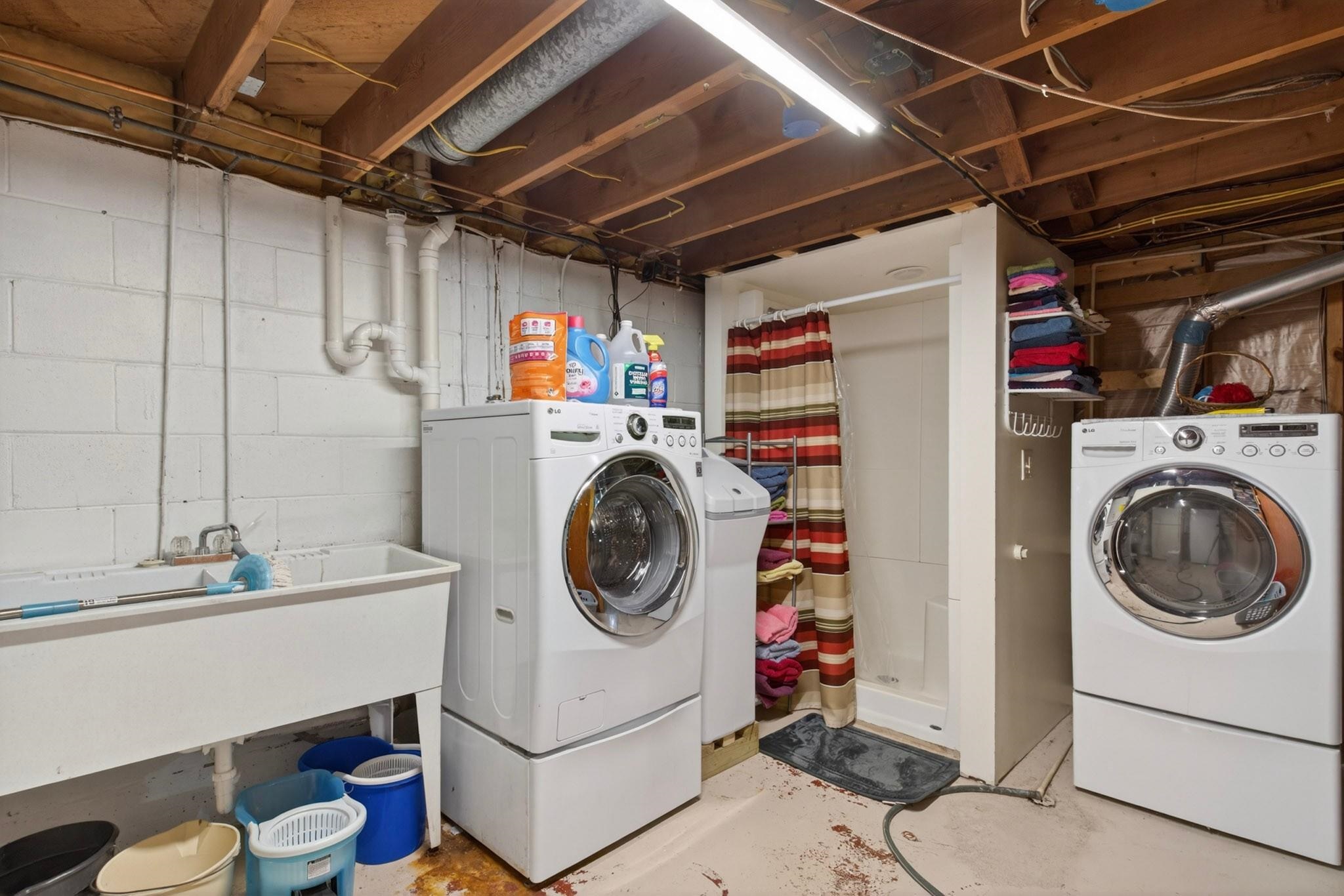 911 19TH STREET S, Wisconsin Rapids, Wisconsin 54494, 3 Bedrooms Bedrooms, ,1 BathroomBathrooms,Residential,For Sale,911 19TH STREET S,22601591