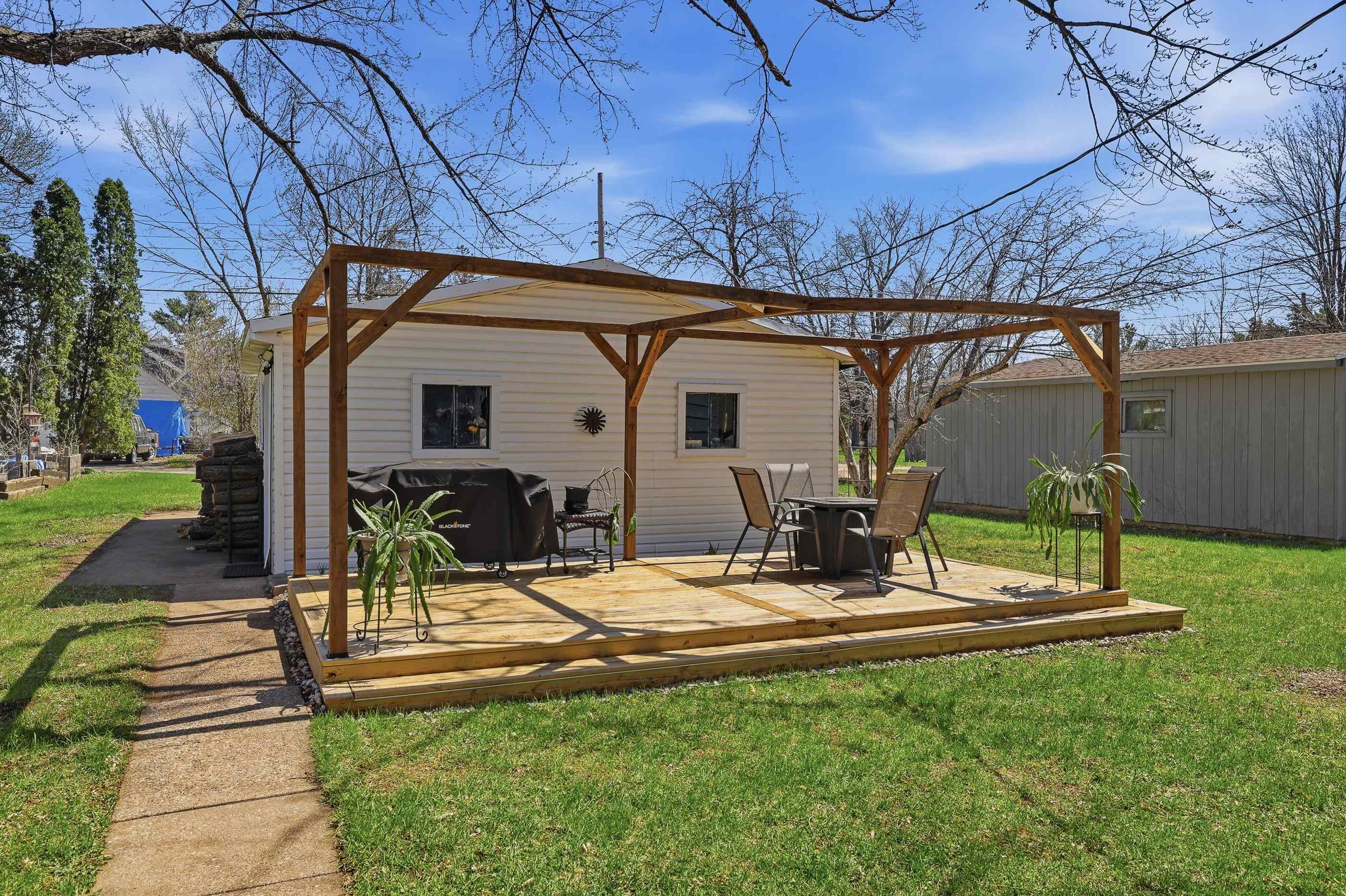 1817 ILLINOIS AVENUE, Stevens Point, Wisconsin 54481, 3 Bedrooms Bedrooms, ,2 BathroomsBathrooms,Residential,For Sale,1817 ILLINOIS AVENUE,22601593