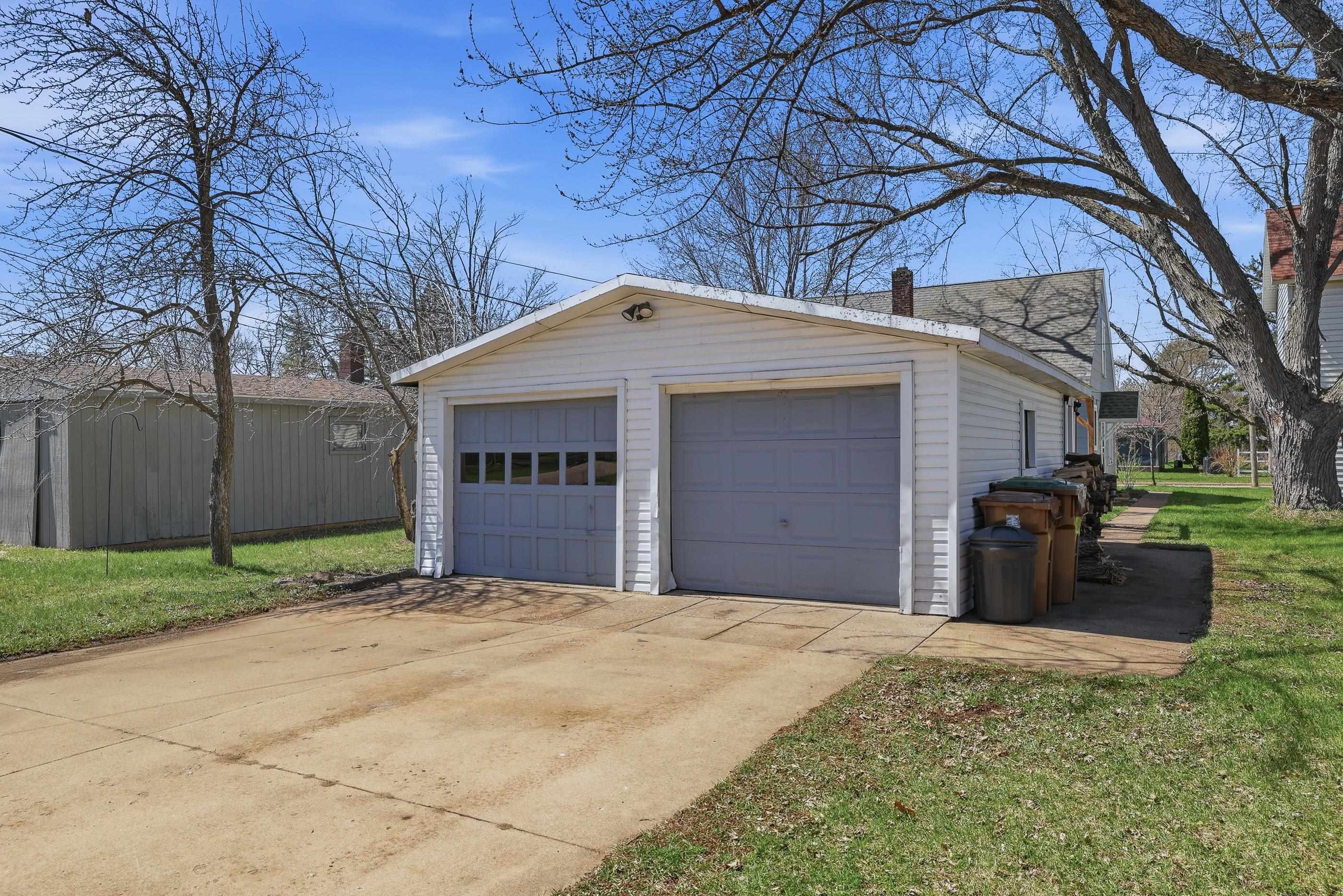 1817 ILLINOIS AVENUE, Stevens Point, Wisconsin 54481, 3 Bedrooms Bedrooms, ,2 BathroomsBathrooms,Residential,For Sale,1817 ILLINOIS AVENUE,22601593