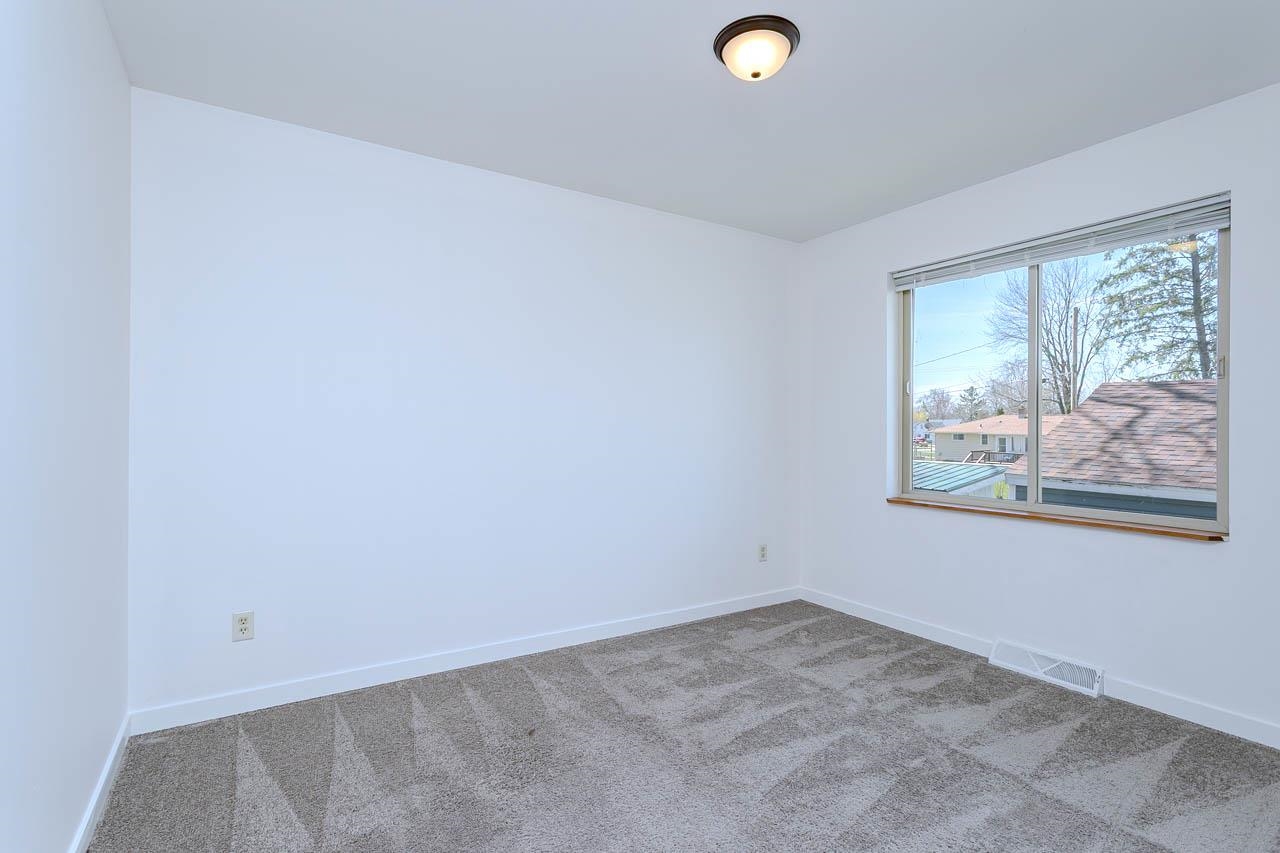 717 WALKER STREET, Stevens Point, Wisconsin 54481, 5 Bedrooms Bedrooms, ,3 BathroomsBathrooms,Residential,For Sale,717 WALKER STREET,22601595