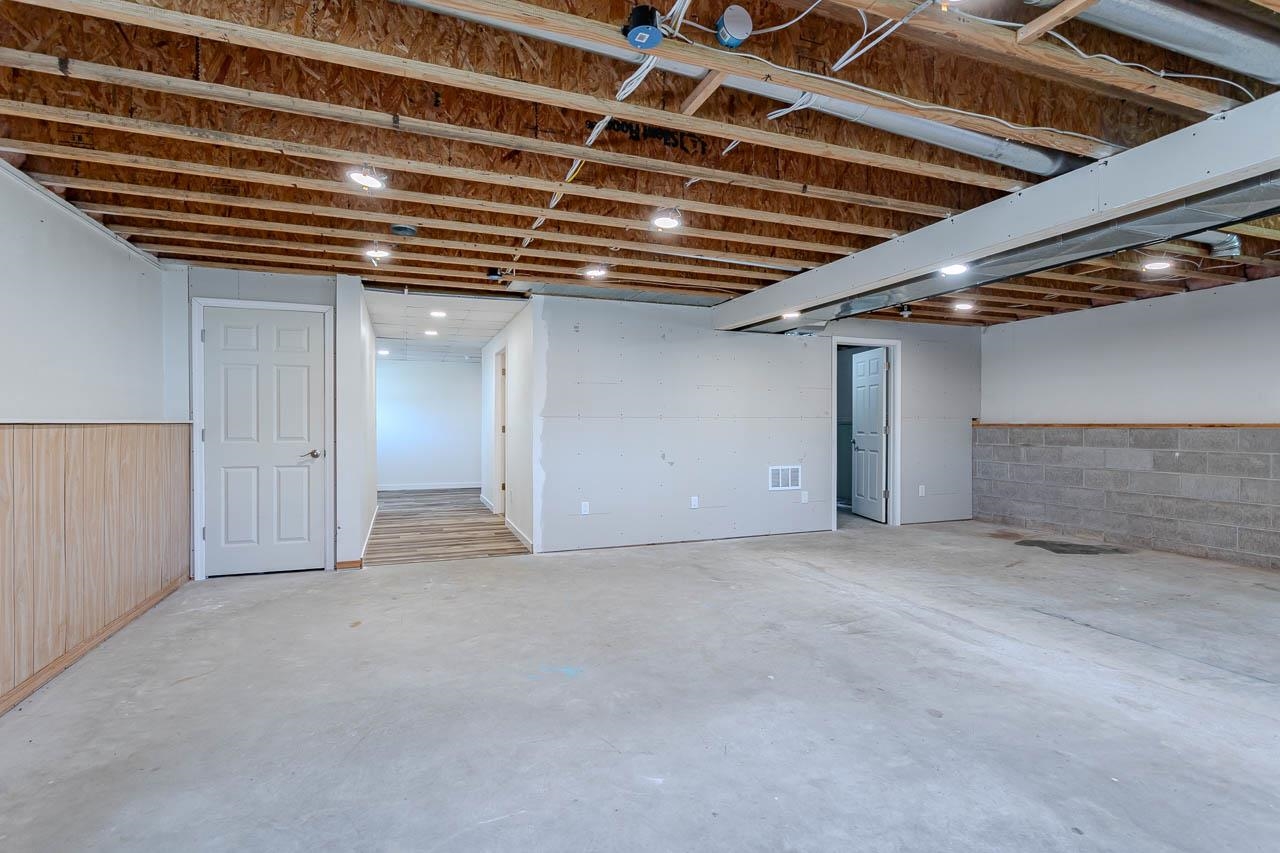 717 WALKER STREET, Stevens Point, Wisconsin 54481, 5 Bedrooms Bedrooms, ,3 BathroomsBathrooms,Residential,For Sale,717 WALKER STREET,22601595