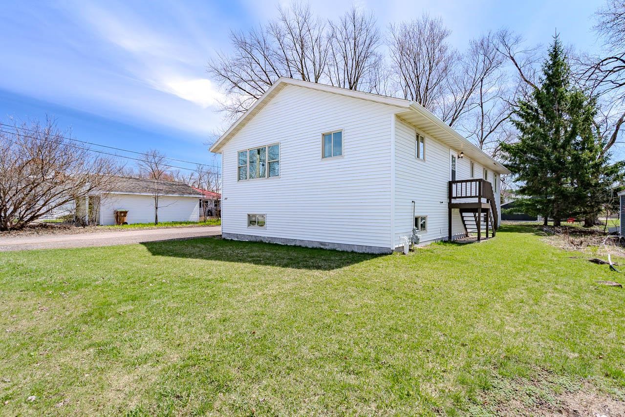 717 WALKER STREET, Stevens Point, Wisconsin 54481, 5 Bedrooms Bedrooms, ,3 BathroomsBathrooms,Residential,For Sale,717 WALKER STREET,22601595