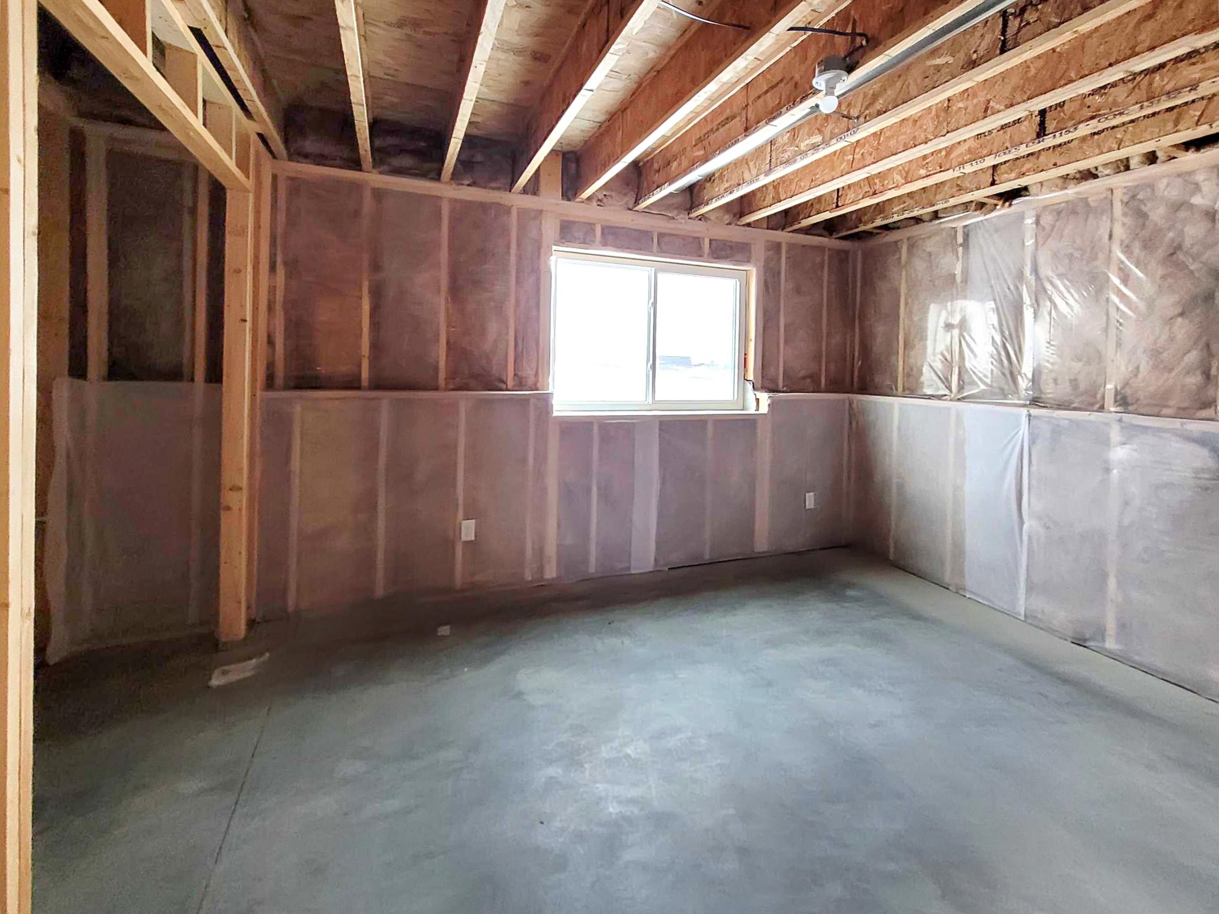 2203 S COTTONWOOD AVENUE, Marshfield, Wisconsin 54449, 3 Bedrooms Bedrooms, ,2 BathroomsBathrooms,Residential,For Sale,2203 S COTTONWOOD AVENUE,22601597