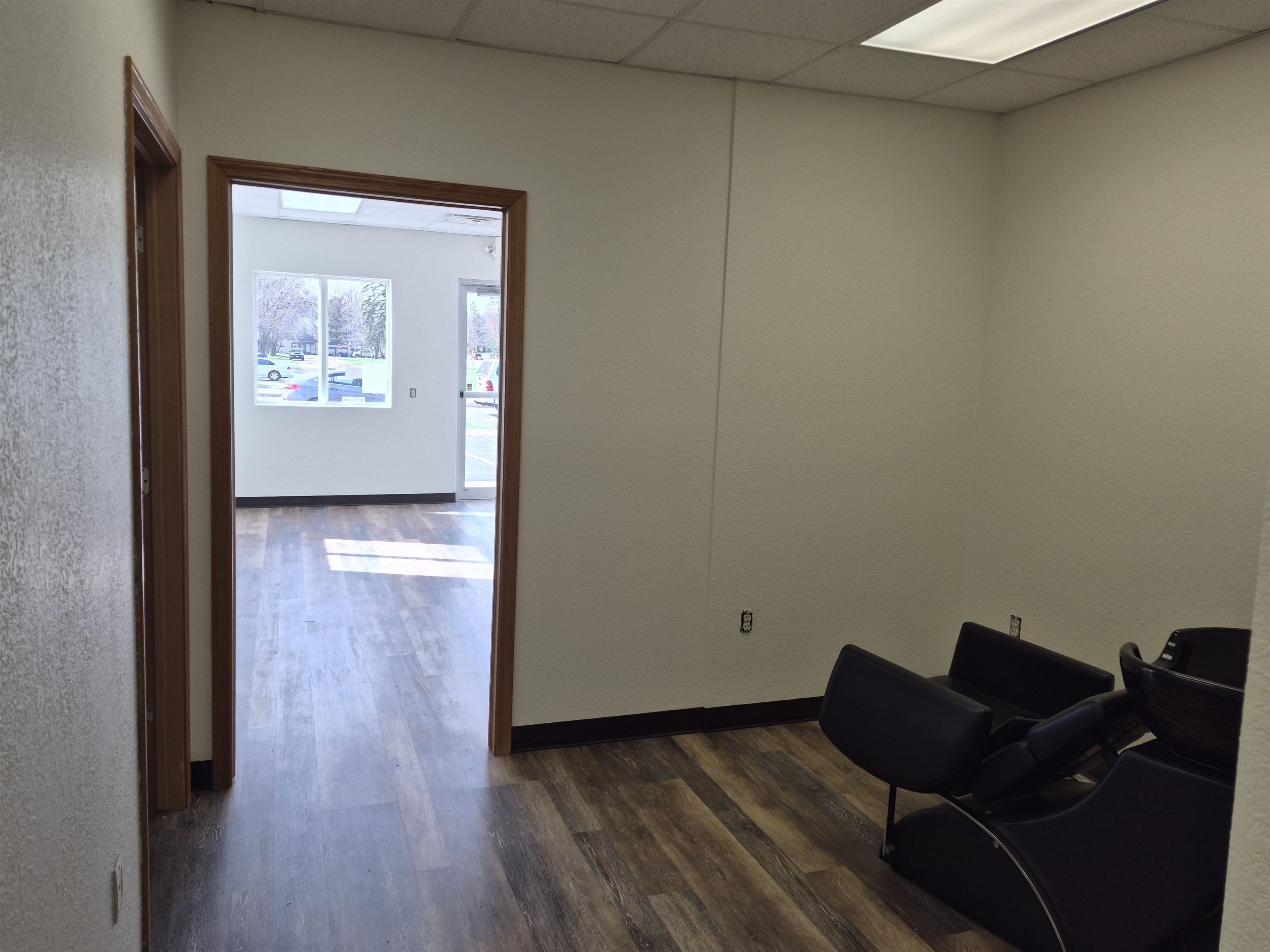 1027 S 17TH AVENUE, Wausau, Wisconsin 54401, ,Commercial/industrial,For Rent,1027 S 17TH AVENUE,22601600