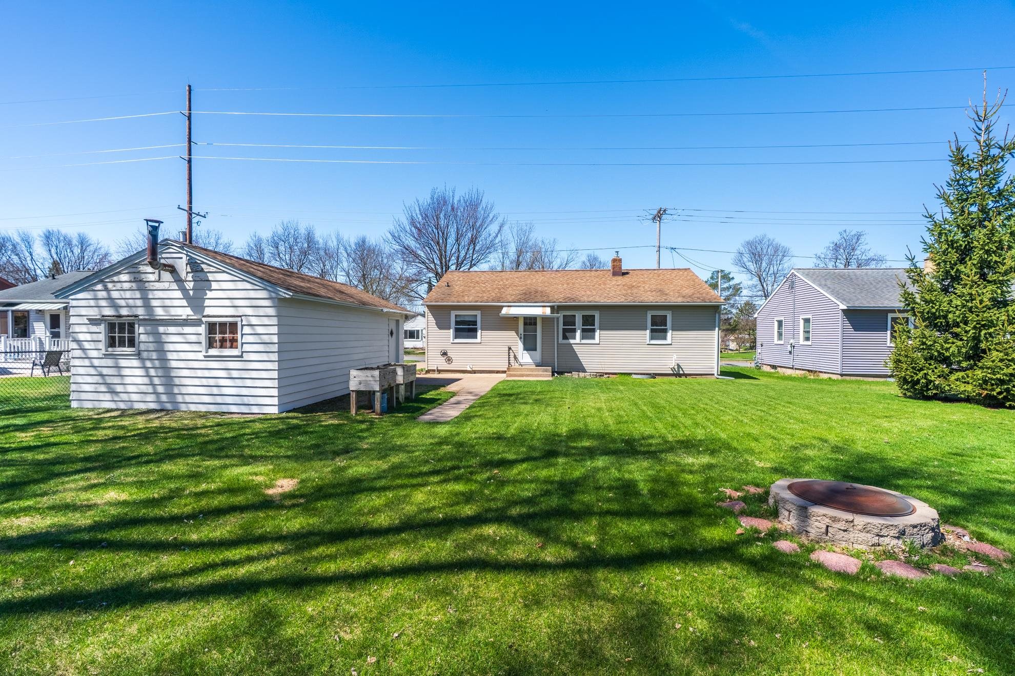 1531 BUREK AVENUE, Wausau, Wisconsin 54401, 3 Bedrooms Bedrooms, ,2 BathroomsBathrooms,Residential,For Sale,1531 BUREK AVENUE,22601602