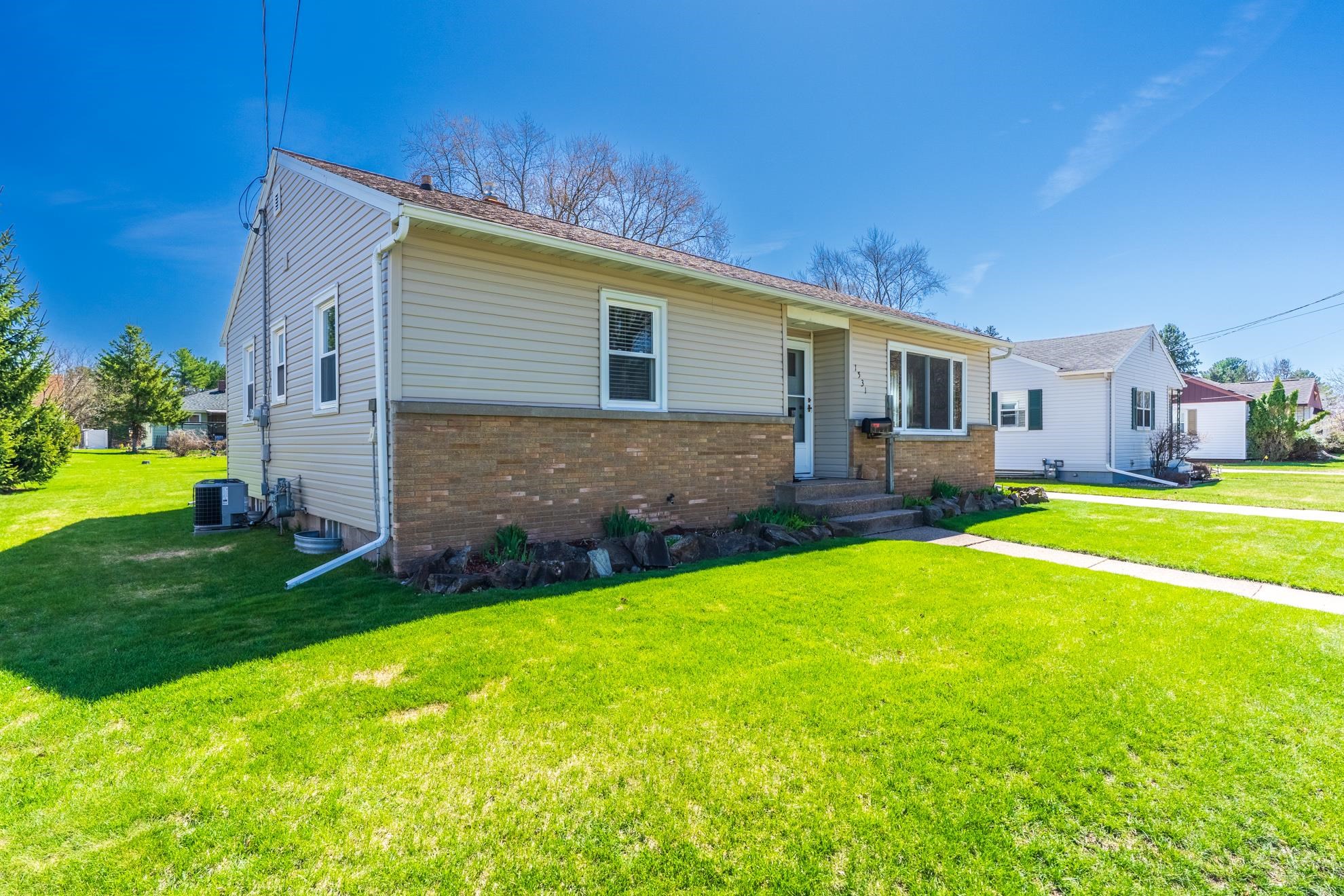 1531 BUREK AVENUE, Wausau, Wisconsin 54401, 3 Bedrooms Bedrooms, ,2 BathroomsBathrooms,Residential,For Sale,1531 BUREK AVENUE,22601602