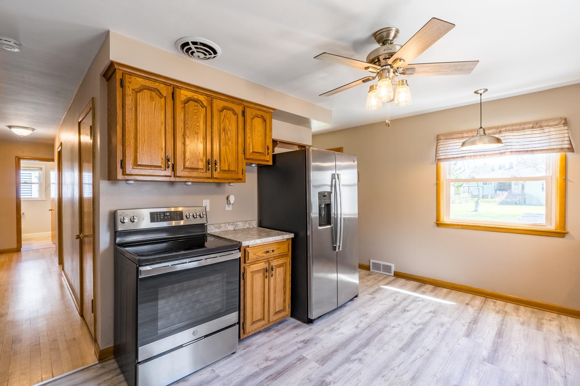 1531 BUREK AVENUE, Wausau, Wisconsin 54401, 3 Bedrooms Bedrooms, ,2 BathroomsBathrooms,Residential,For Sale,1531 BUREK AVENUE,22601602