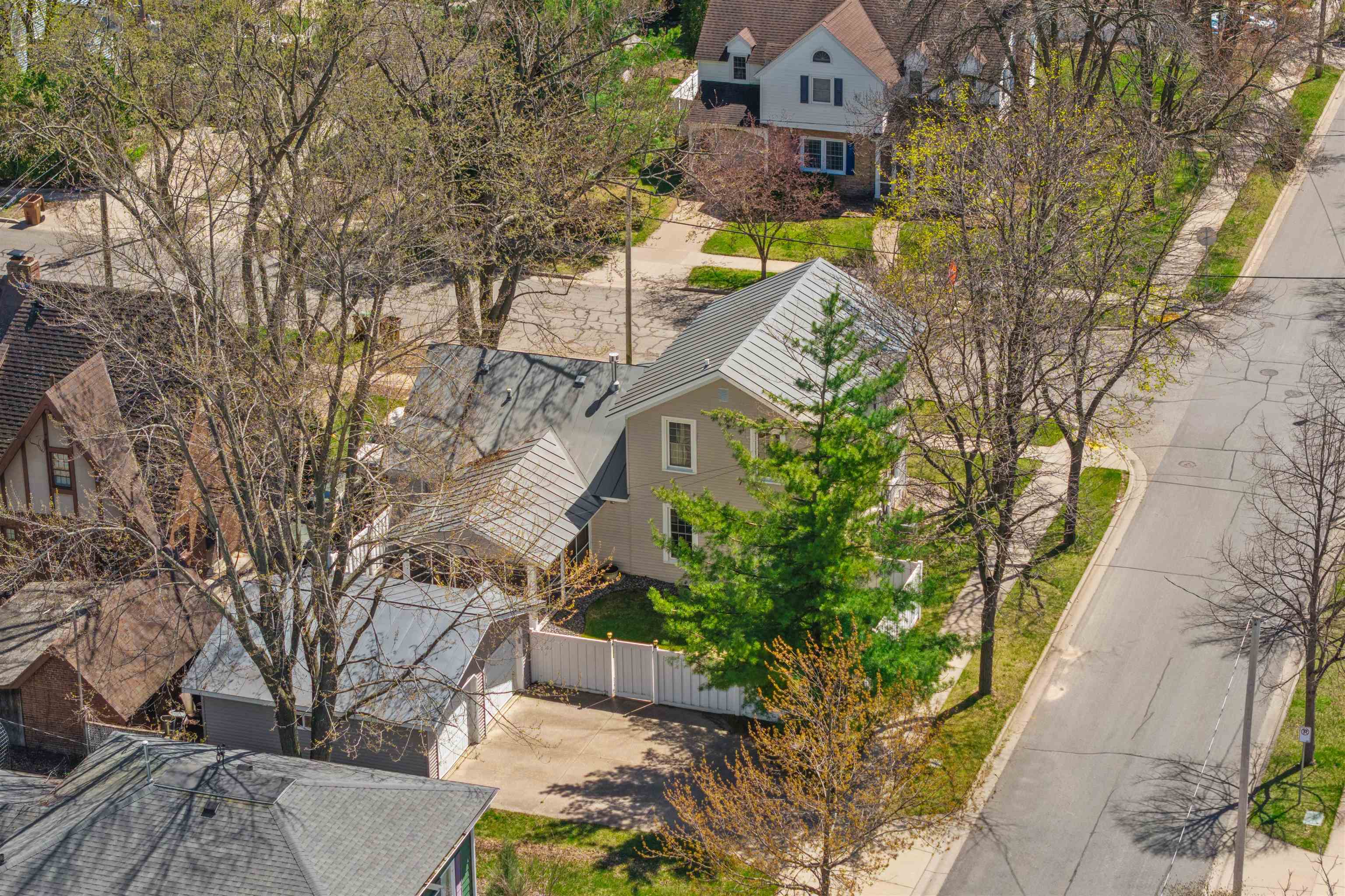 1400 BRAWLEY STREET, Stevens Point, Wisconsin 54481, 3 Bedrooms Bedrooms, ,2 BathroomsBathrooms,Residential,For Sale,1400 BRAWLEY STREET,22601605