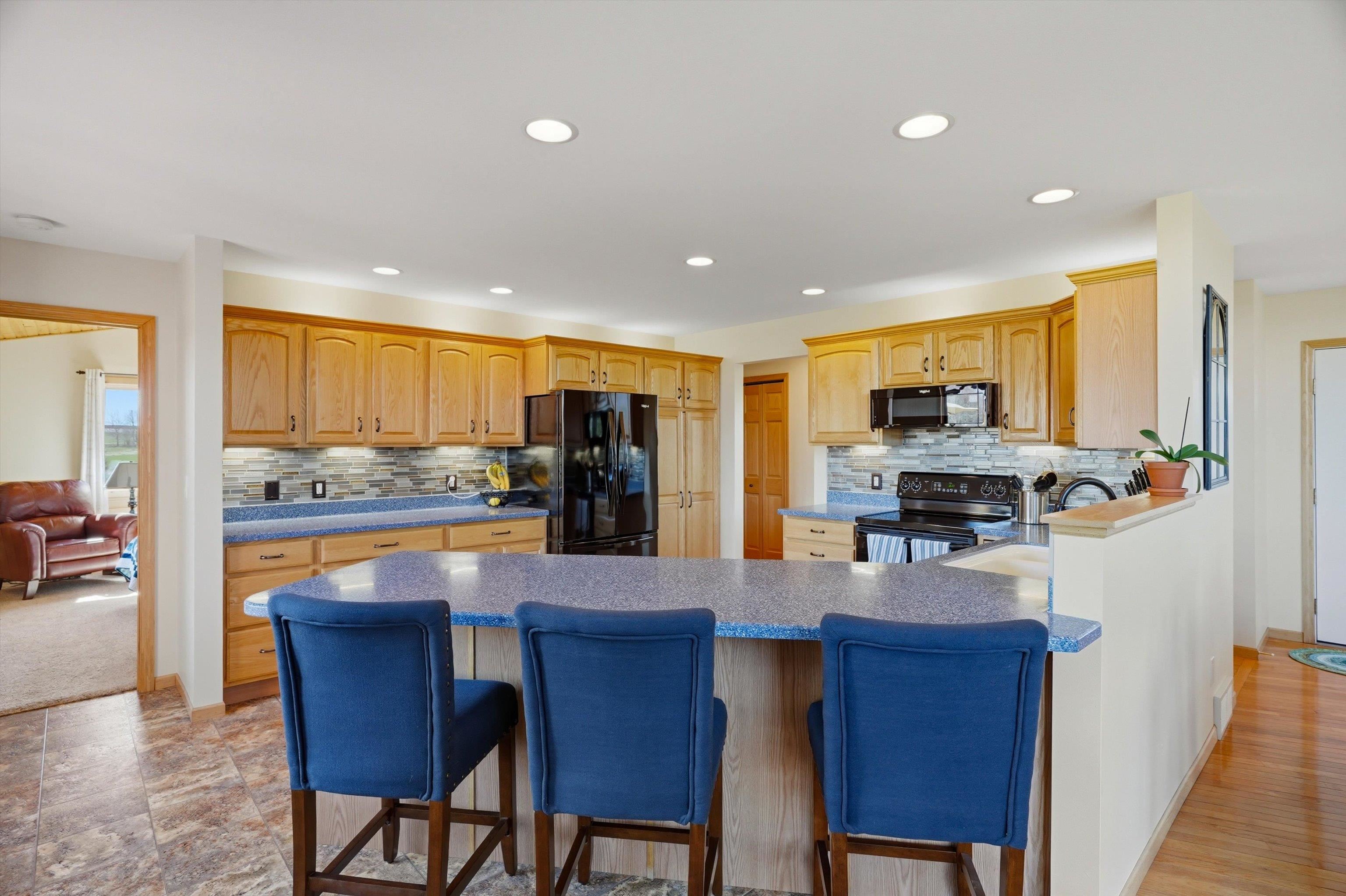 127915 S BAYSIDE DRIVE, Auburndale, Wisconsin 54412, 4 Bedrooms Bedrooms, ,2 BathroomsBathrooms,Residential,For Sale,127915 S BAYSIDE DRIVE,22601608