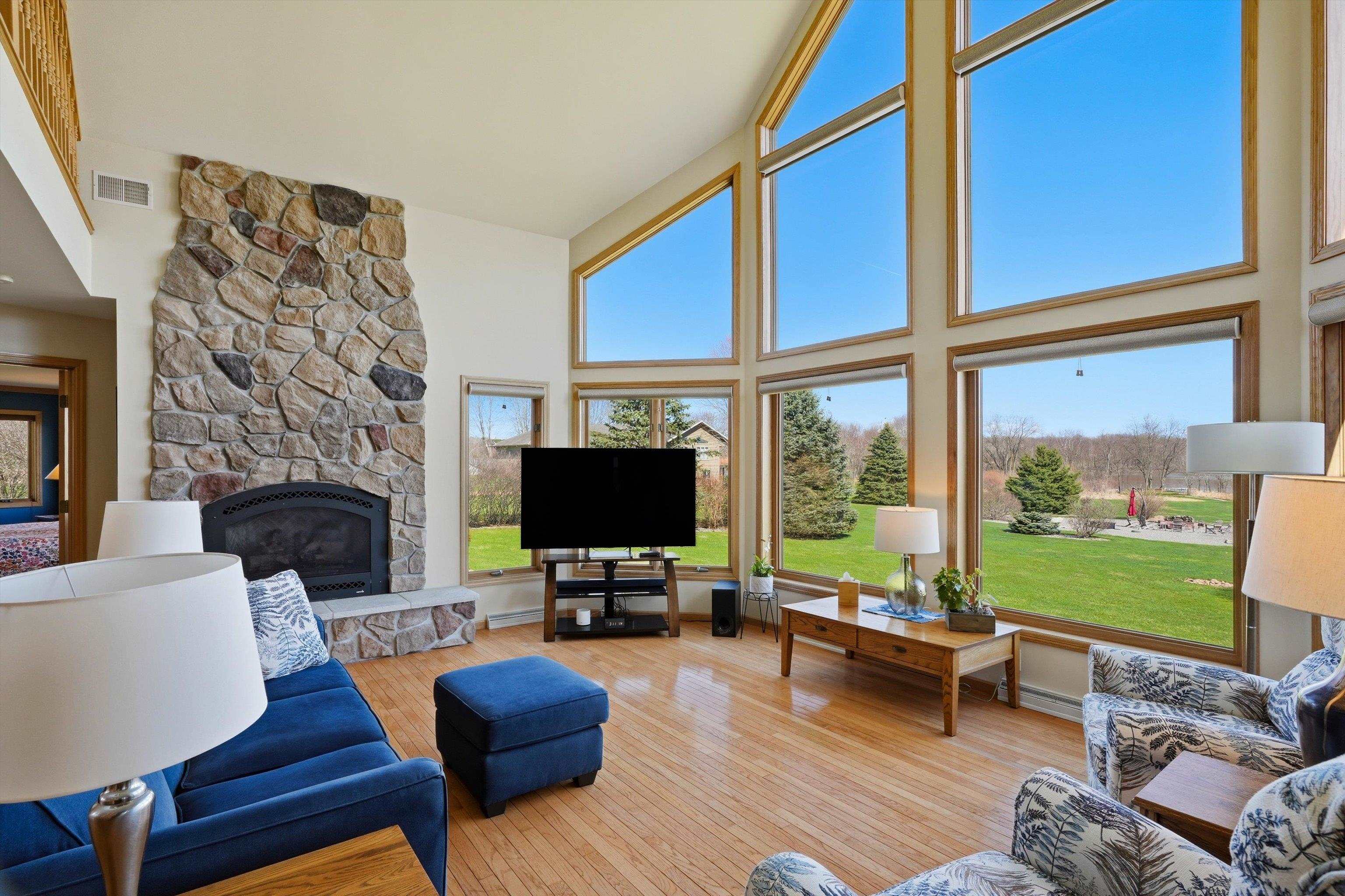 127915 S BAYSIDE DRIVE, Auburndale, Wisconsin 54412, 4 Bedrooms Bedrooms, ,2 BathroomsBathrooms,Residential,For Sale,127915 S BAYSIDE DRIVE,22601608