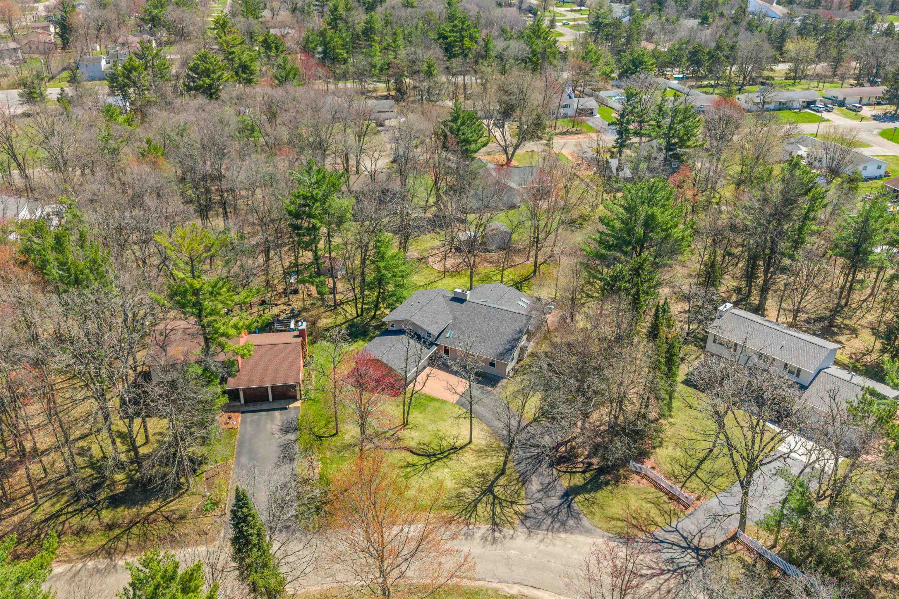 530 CANTERBURY DRIVE, Plover, Wisconsin 54467, 4 Bedrooms Bedrooms, ,3 BathroomsBathrooms,Residential,For Sale,530 CANTERBURY DRIVE,22601609