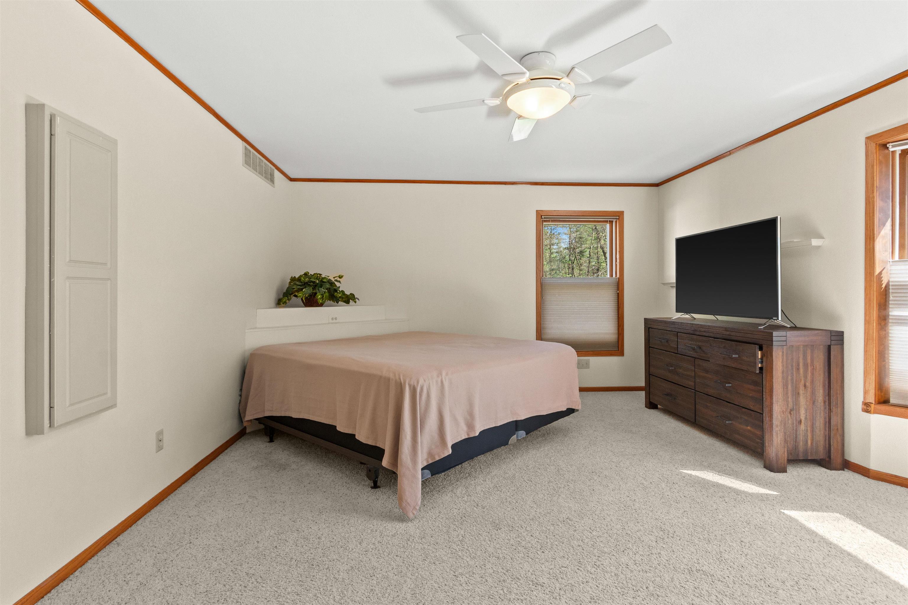 530 CANTERBURY DRIVE, Plover, Wisconsin 54467, 4 Bedrooms Bedrooms, ,3 BathroomsBathrooms,Residential,For Sale,530 CANTERBURY DRIVE,22601609